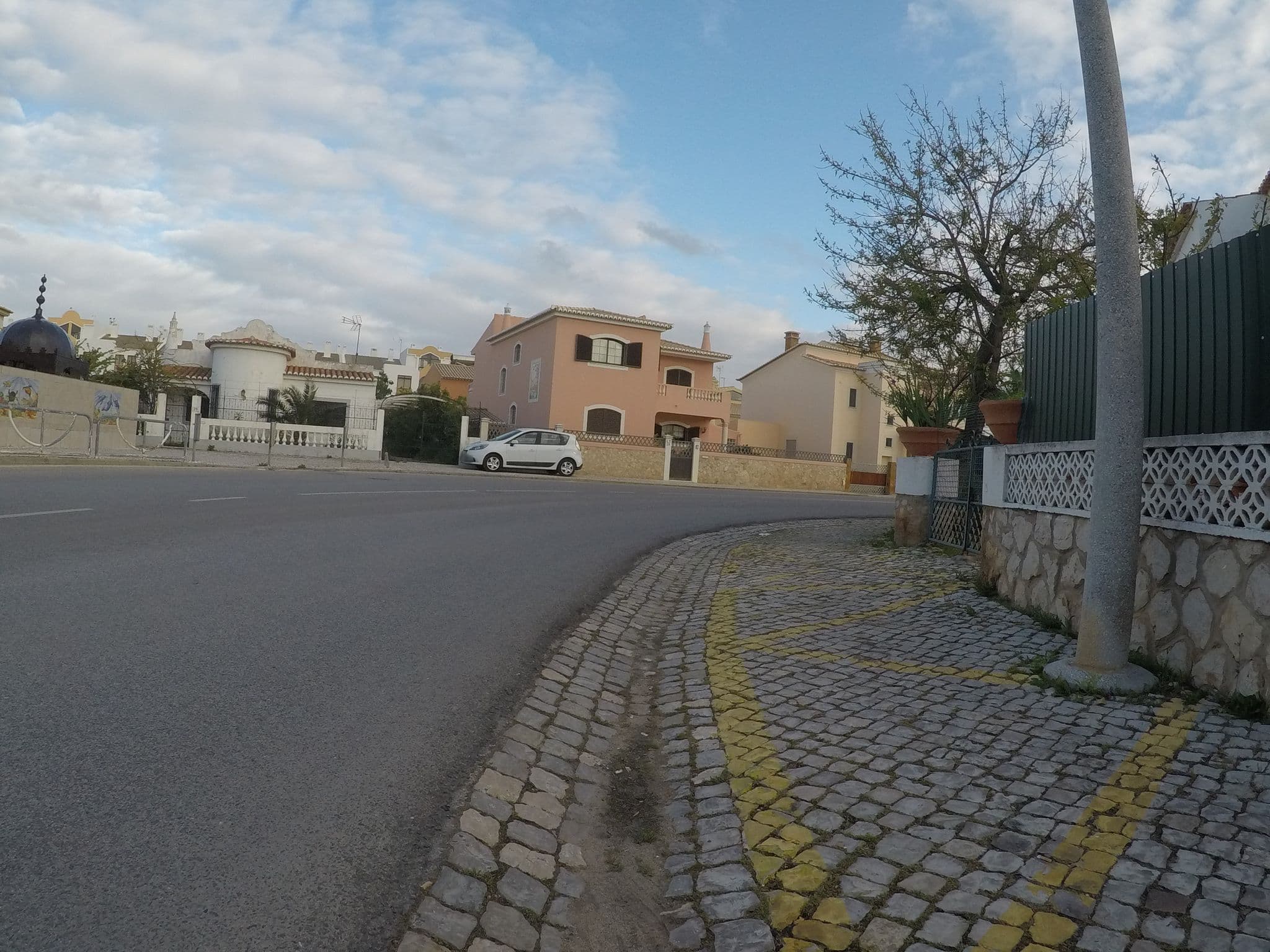 Street view near Lagos Guests B&B, Lagos — © chrisbeddow (CC BY-SA · Mapillary)