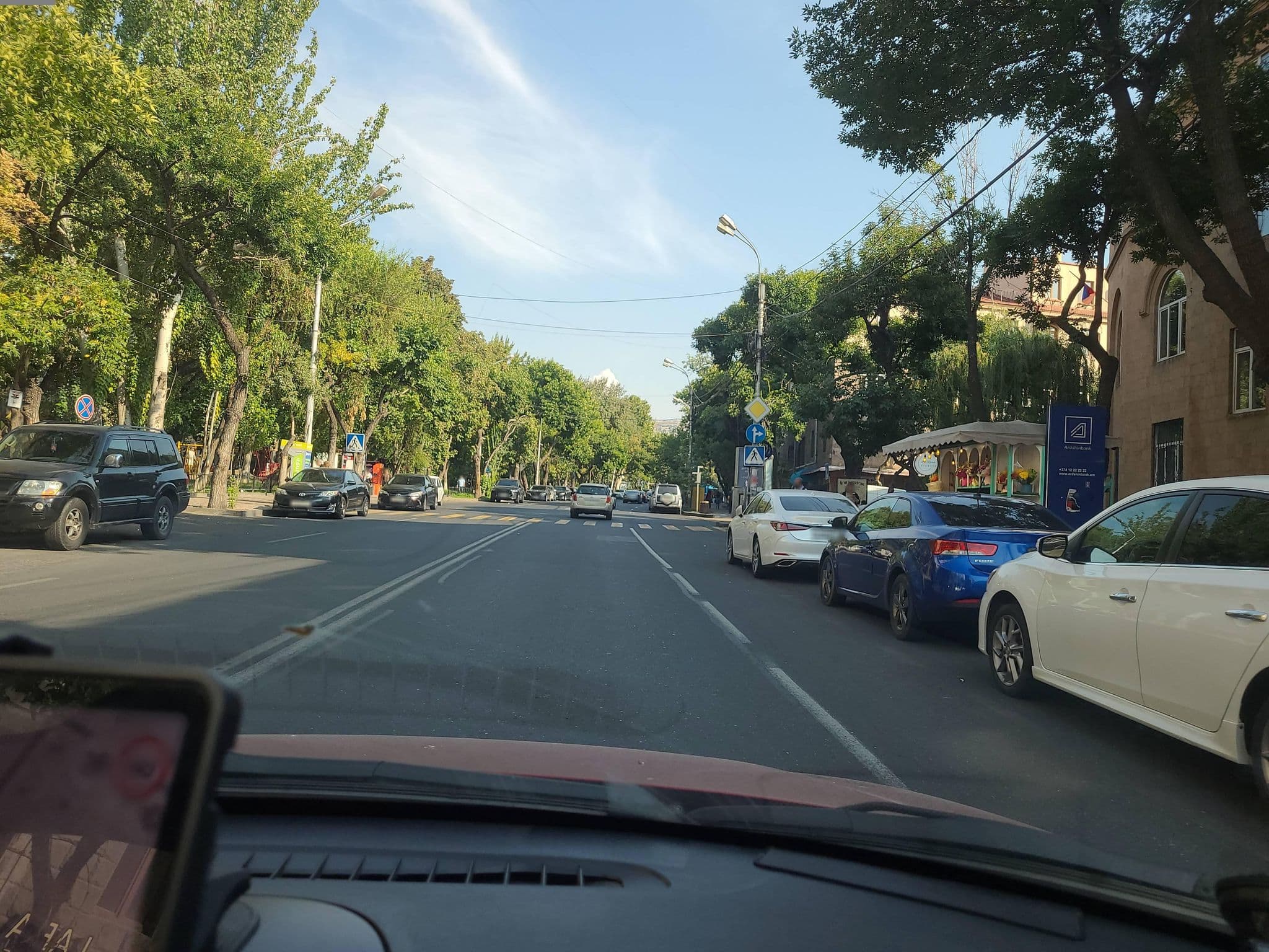Street view near The Best Appartmen, Kentron — © noktoborus (CC BY-SA · Mapillary)