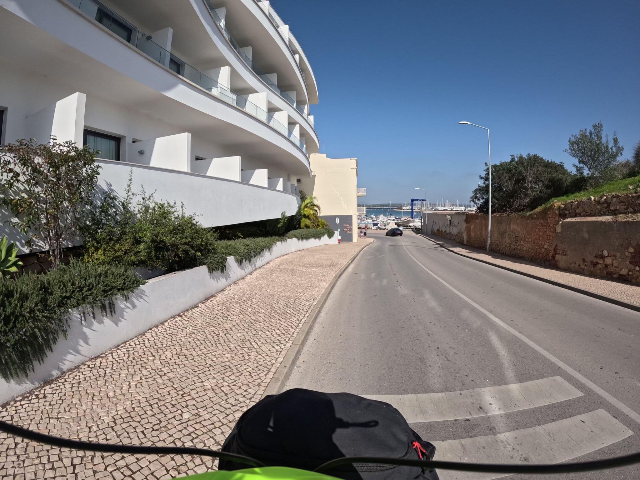 Street view near Jupiter Marina Hotel - Couples & SPA, Portimão — © claudiop (CC BY-SA · Mapillary)
