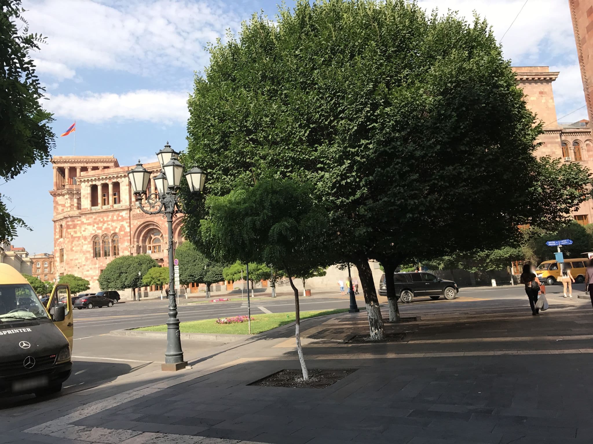 Street view near 501 Номер, Yerevan — © thepriben (CC BY-SA · Mapillary)