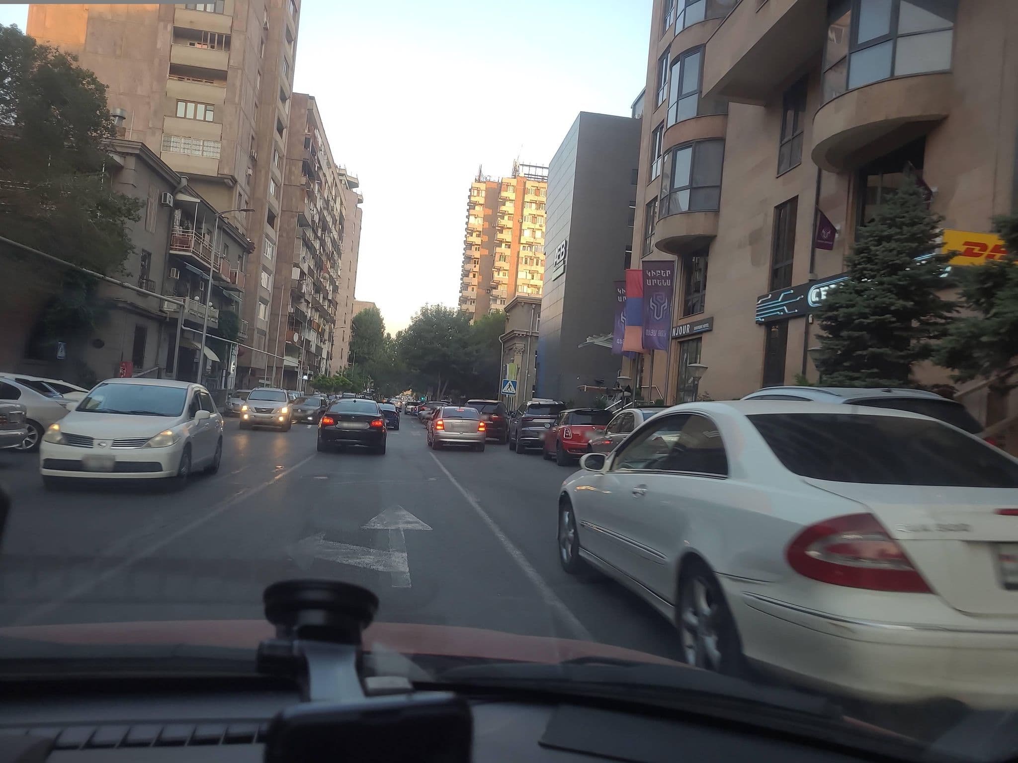 Street view near Bonjour Boutique, Yerevan — © noktoborus (CC BY-SA · Mapillary)