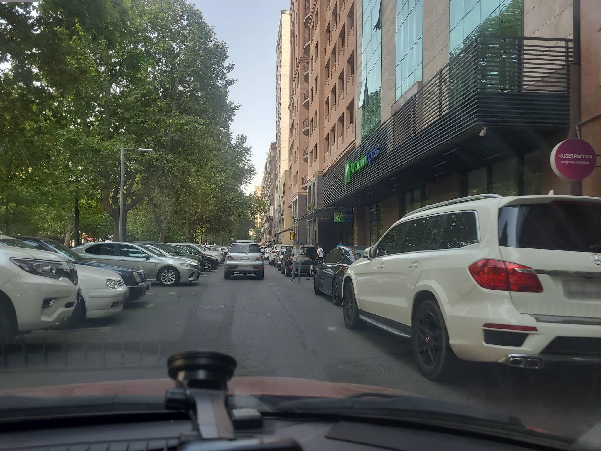 Street view near Holiday Inn Express Yerevan, Kentron — © noktoborus (CC BY-SA · Mapillary)