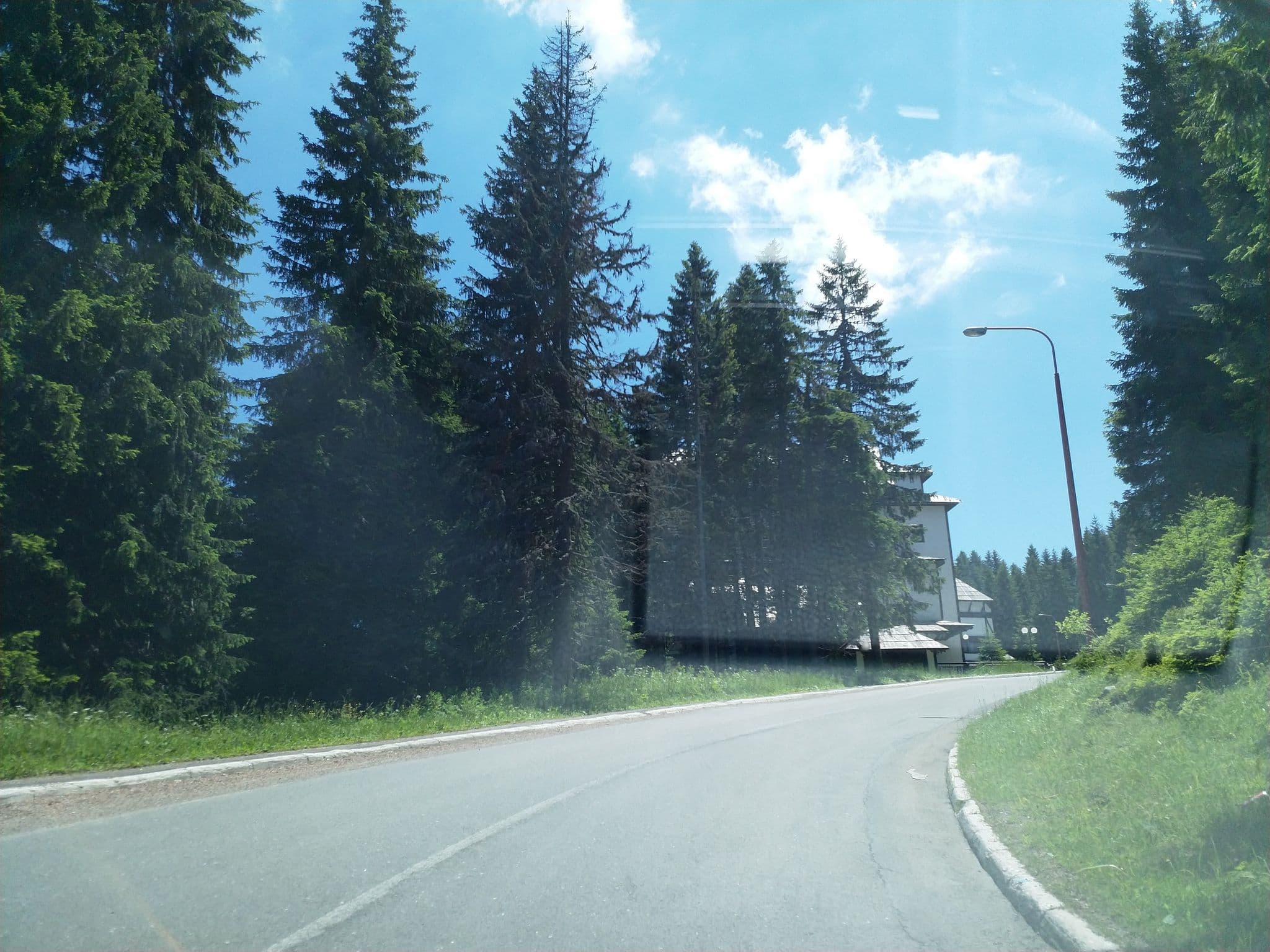 Street view near Ice Hill, Novi Pazar — © aleksajov (CC BY-SA · Mapillary)