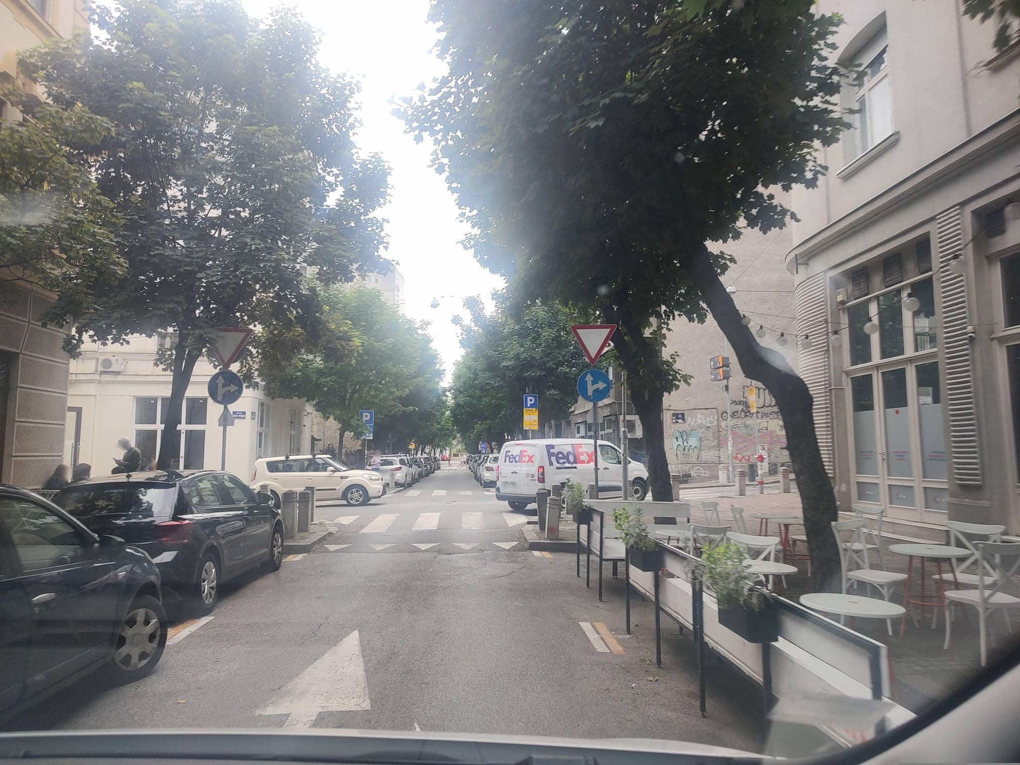 Street view near Kiki i Smoki Hostel, Belgrade — © smajser1 (CC BY-SA · Mapillary)