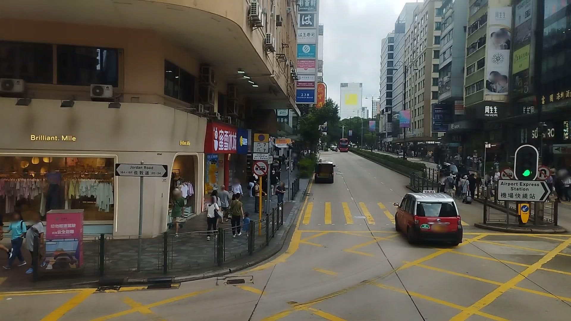 Street view near Qian Yue Inn 千悅賓館, Jordan — © kingkingHK (CC BY-SA · Mapillary)