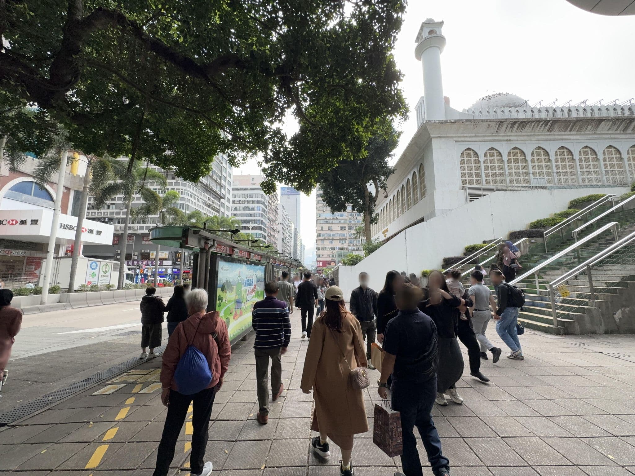 Street view near As One Hotel, Tsim Sha Tsui — © filipb (CC BY-SA · Mapillary)