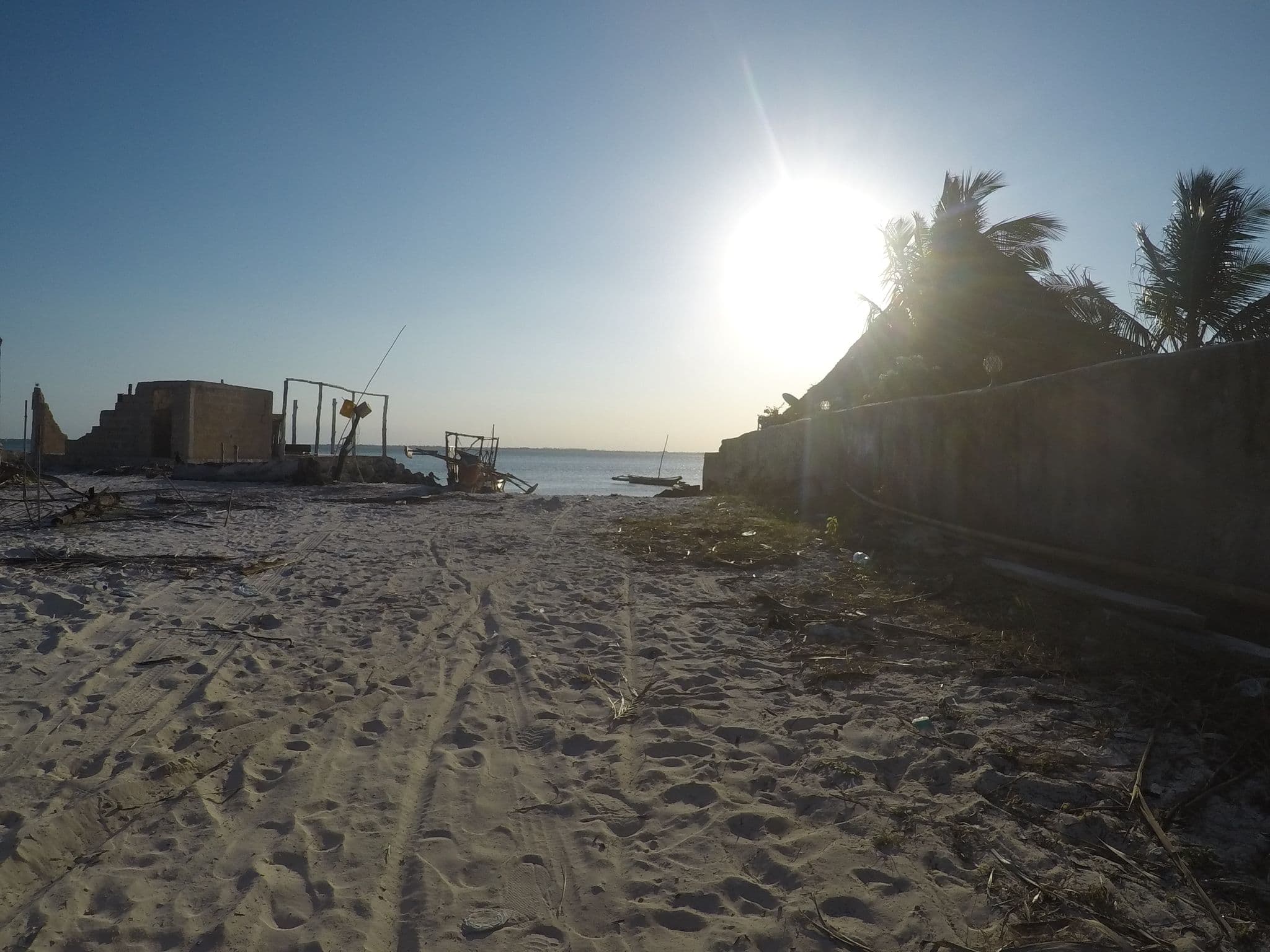 Street view near Horizon Michamvi, Kiwengwa — © chrisbeddow (CC BY-SA · Mapillary)