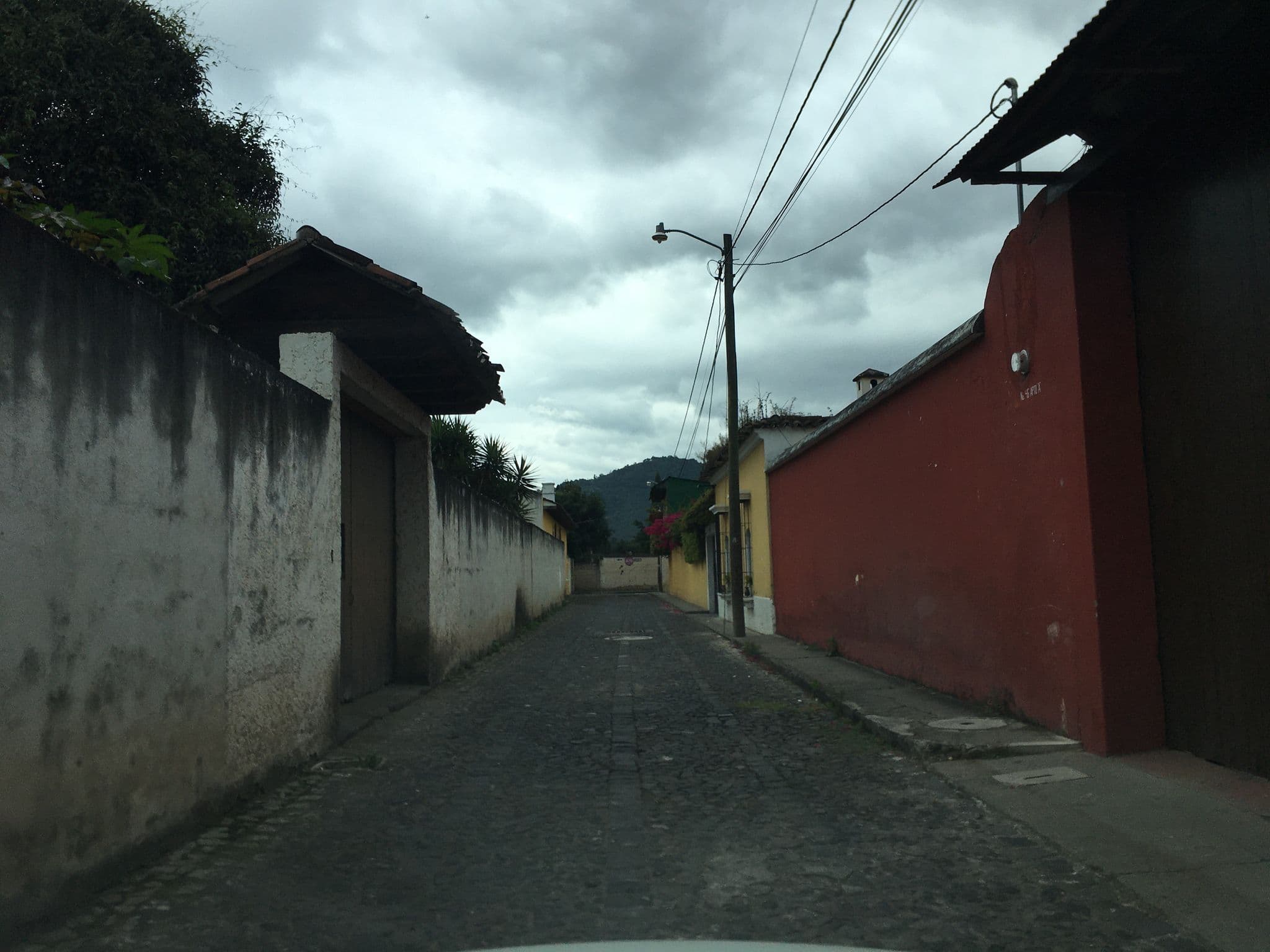 Street view near Hotel Boutique Antigual, Antigua Guatemala — © jaas (CC BY-SA · Mapillary)