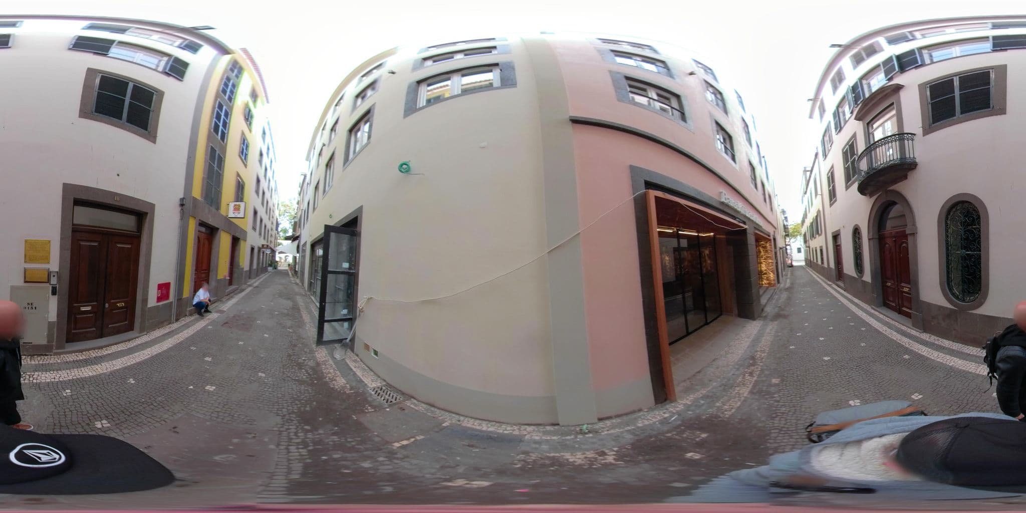 Street view near PIER HOUSE, Santa Luzia — © nunocaldeira (CC BY-SA · Mapillary)