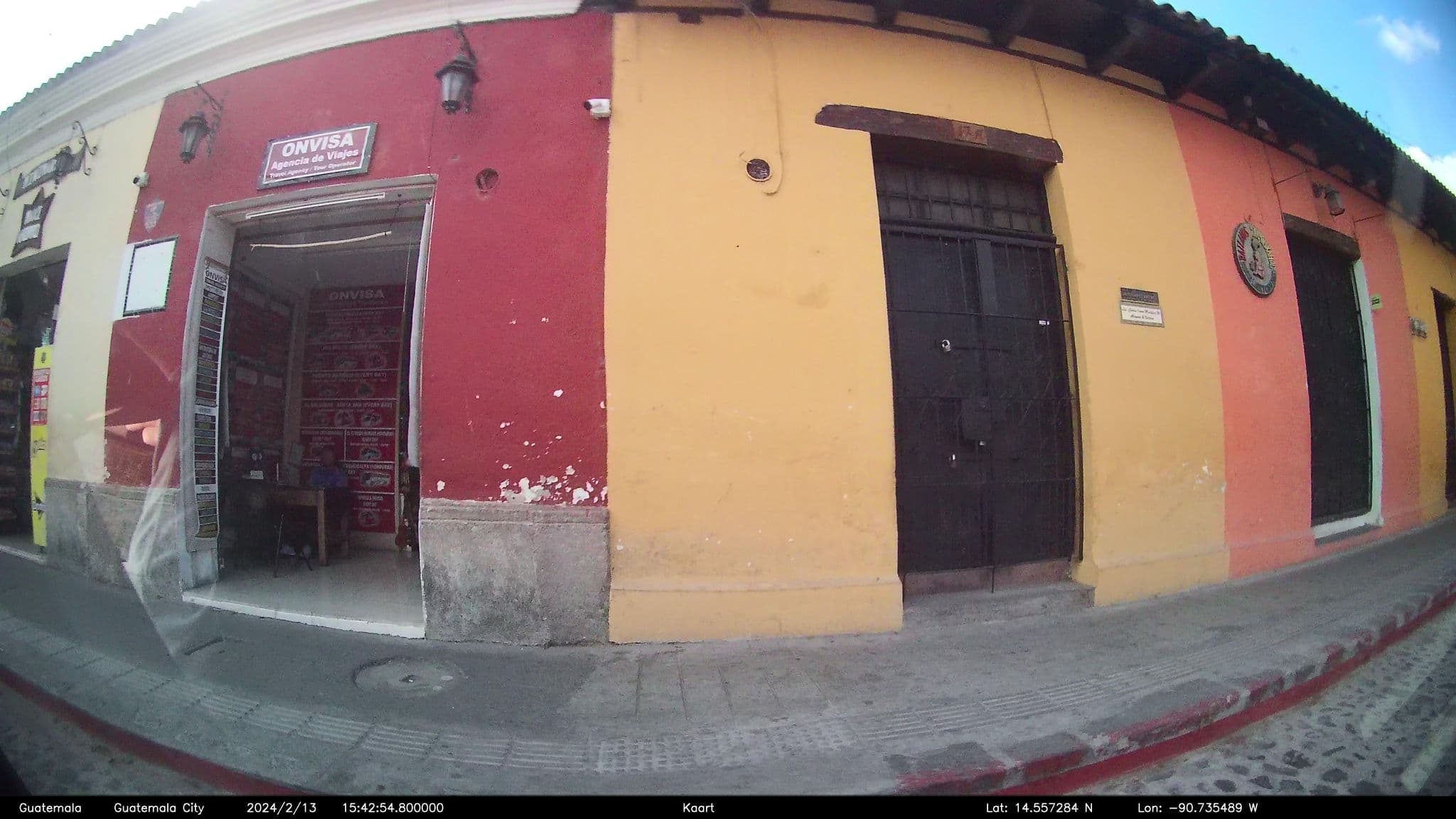 Street view near Hotel Posada Don Rodrigo, Antigua Guatemala — © kaart_2 (CC BY-SA · Mapillary)