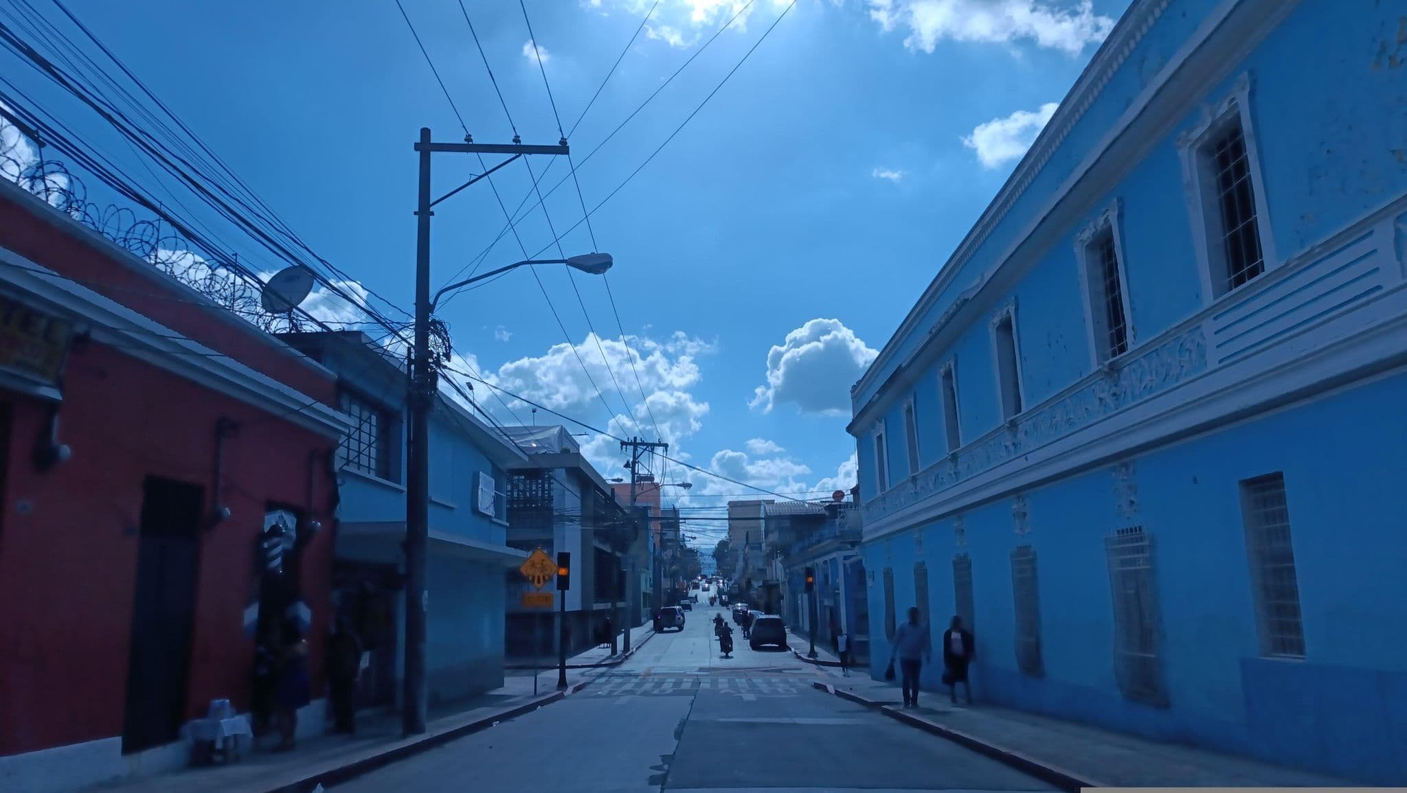 Street view near Hotel estrellita del sur, Guatemala City — © josuepillajo (CC BY-SA · Mapillary)