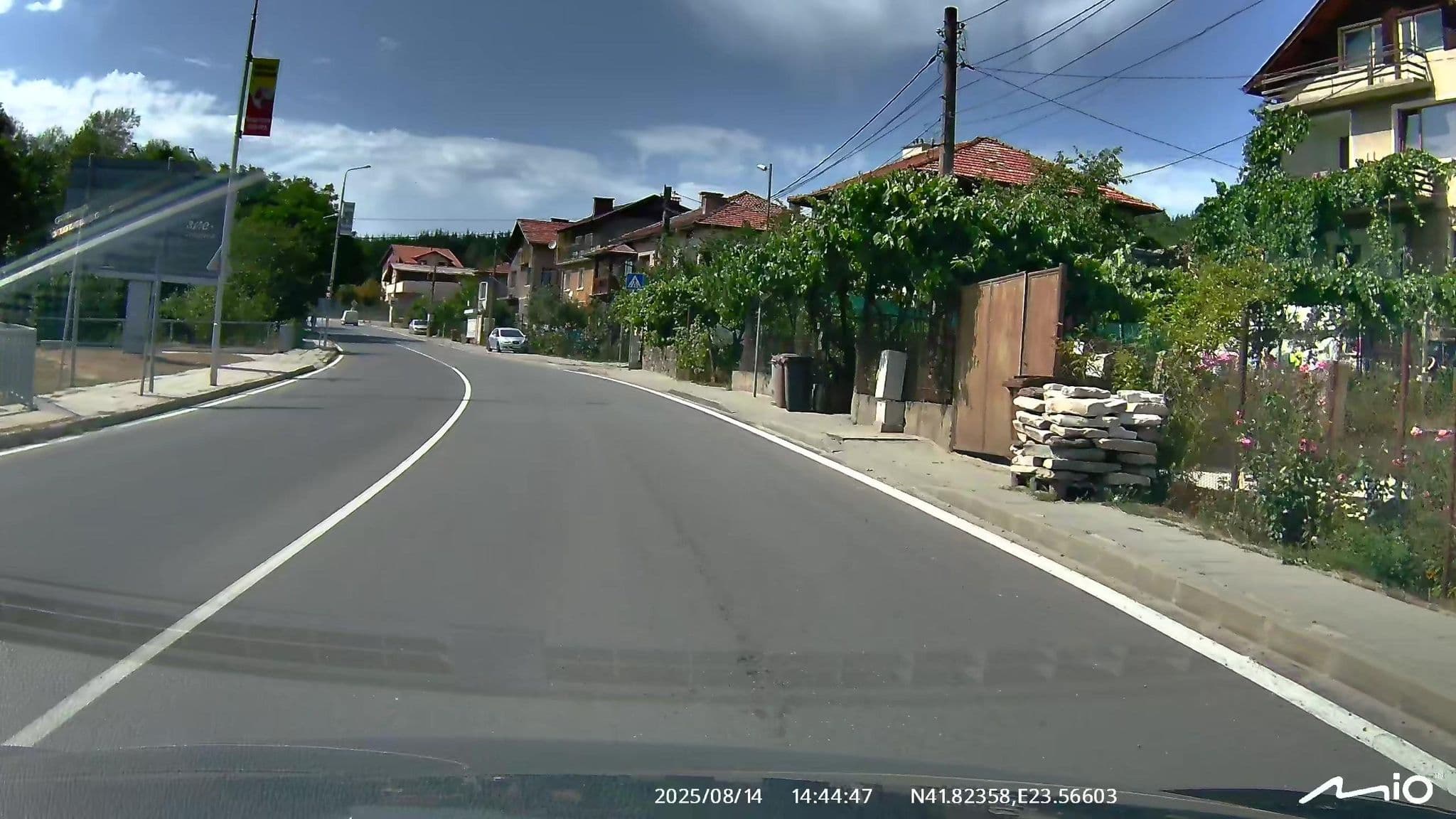 Street view near Къща за гости “Таня” - Добринище, Bansko — © puky (CC BY-SA · Mapillary)