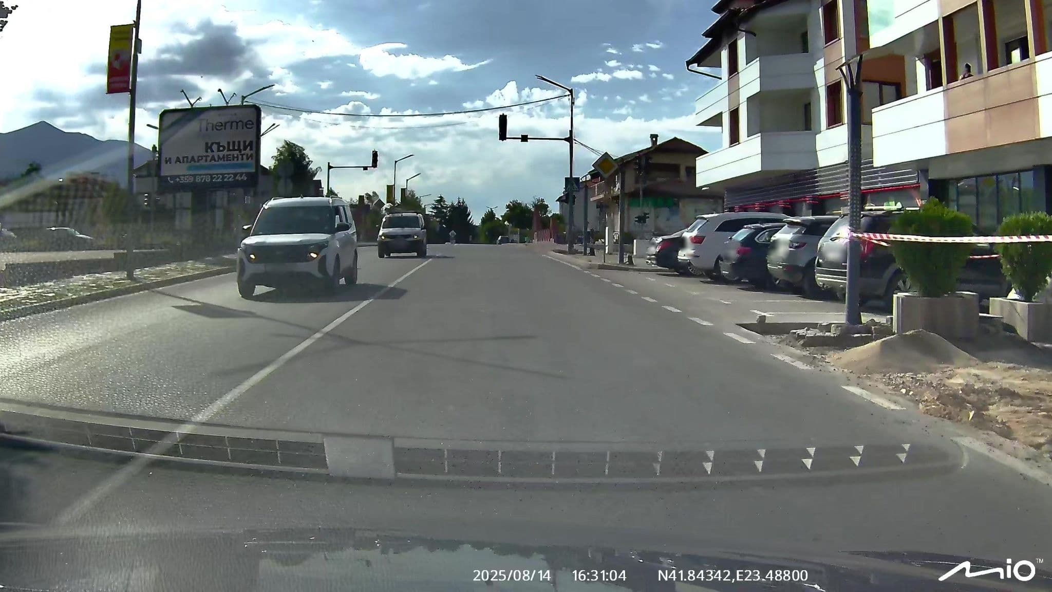 Street view near Lounge Bar Hotel Grand, Bansko — © puky (CC BY-SA · Mapillary)