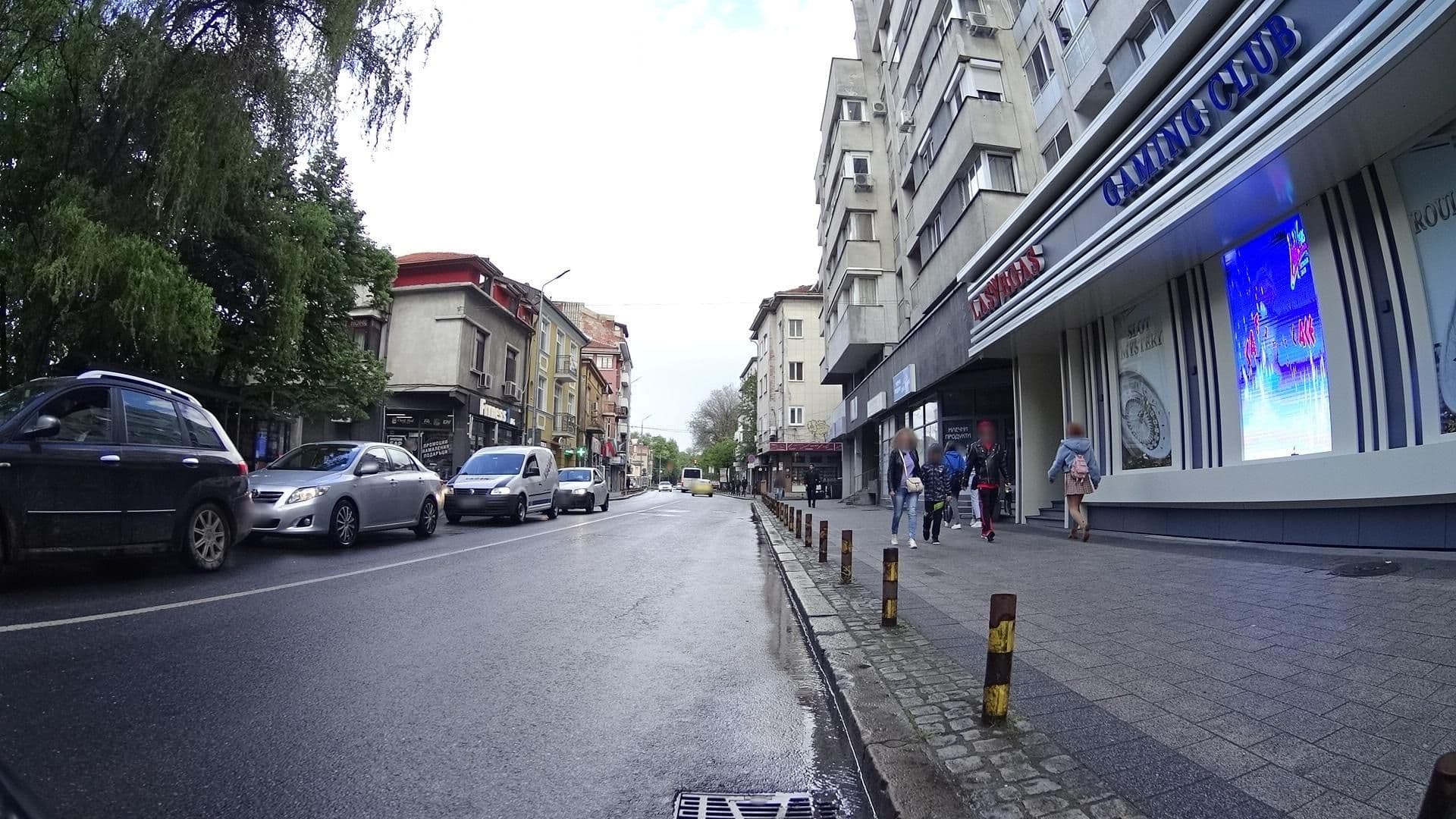 Street view near Manama Guesthouse, Plovdiv — © batvanyu (CC BY-SA · Mapillary)