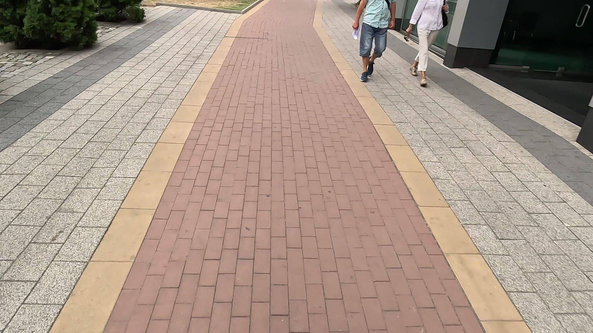 Street view near Expo Hotel, Plovdiv — © ivanatora (CC BY-SA · Mapillary)
