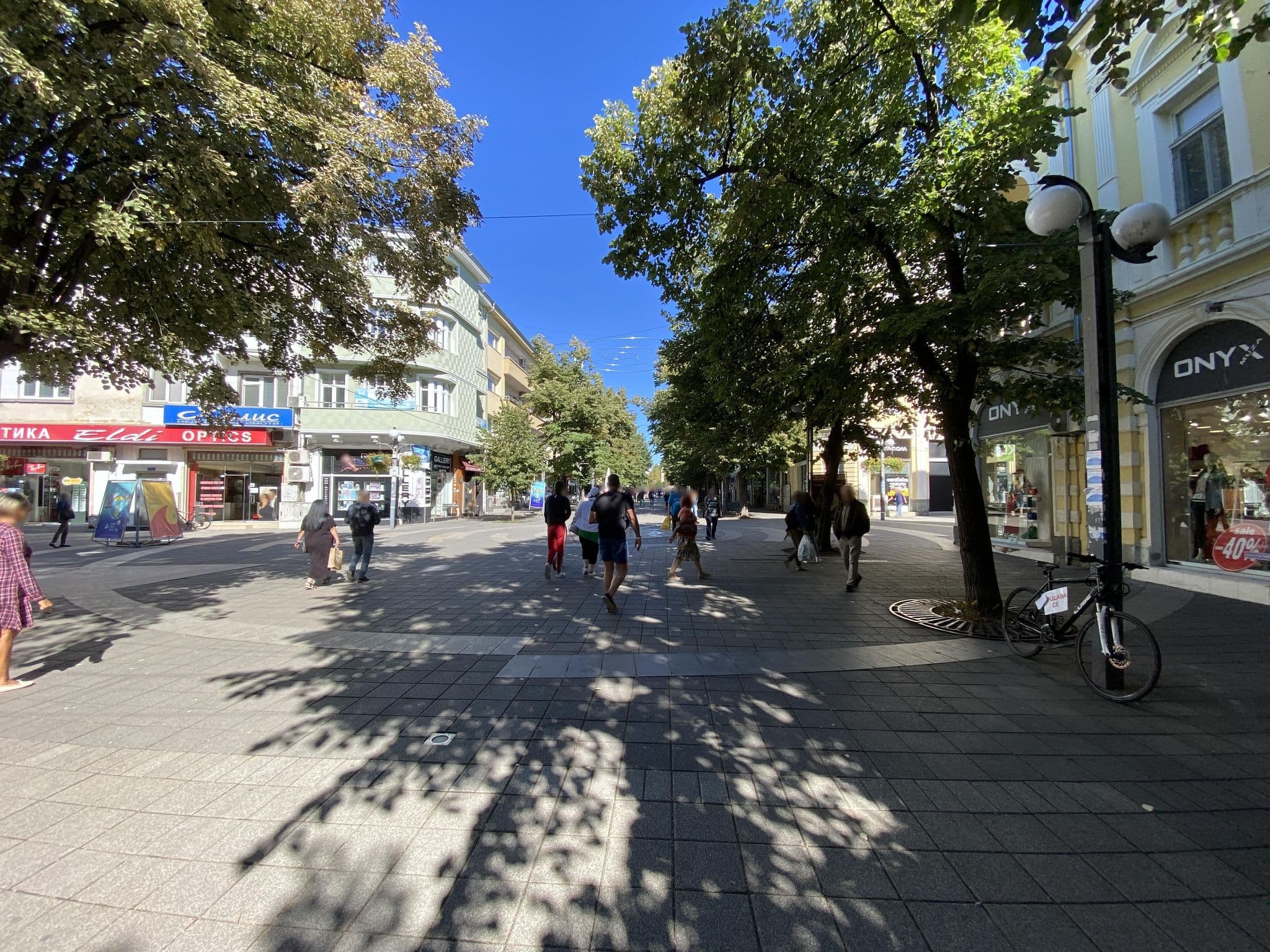 Street view near main street, Burgas — © vadi (CC BY-SA · Mapillary)