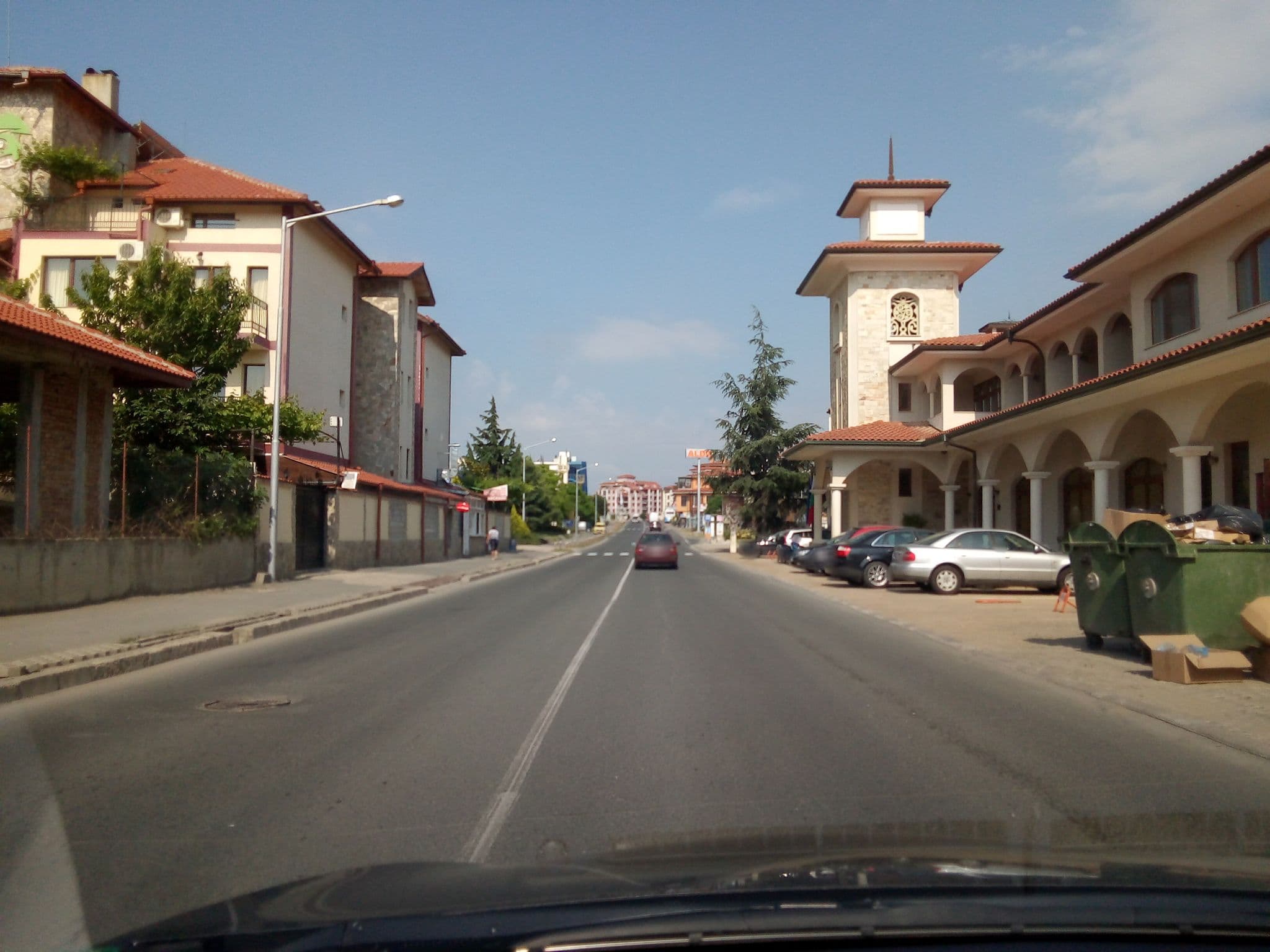 Street view near Hotel Ilka, Sveti Vlas — © micmin1972 (CC BY-SA · Mapillary)