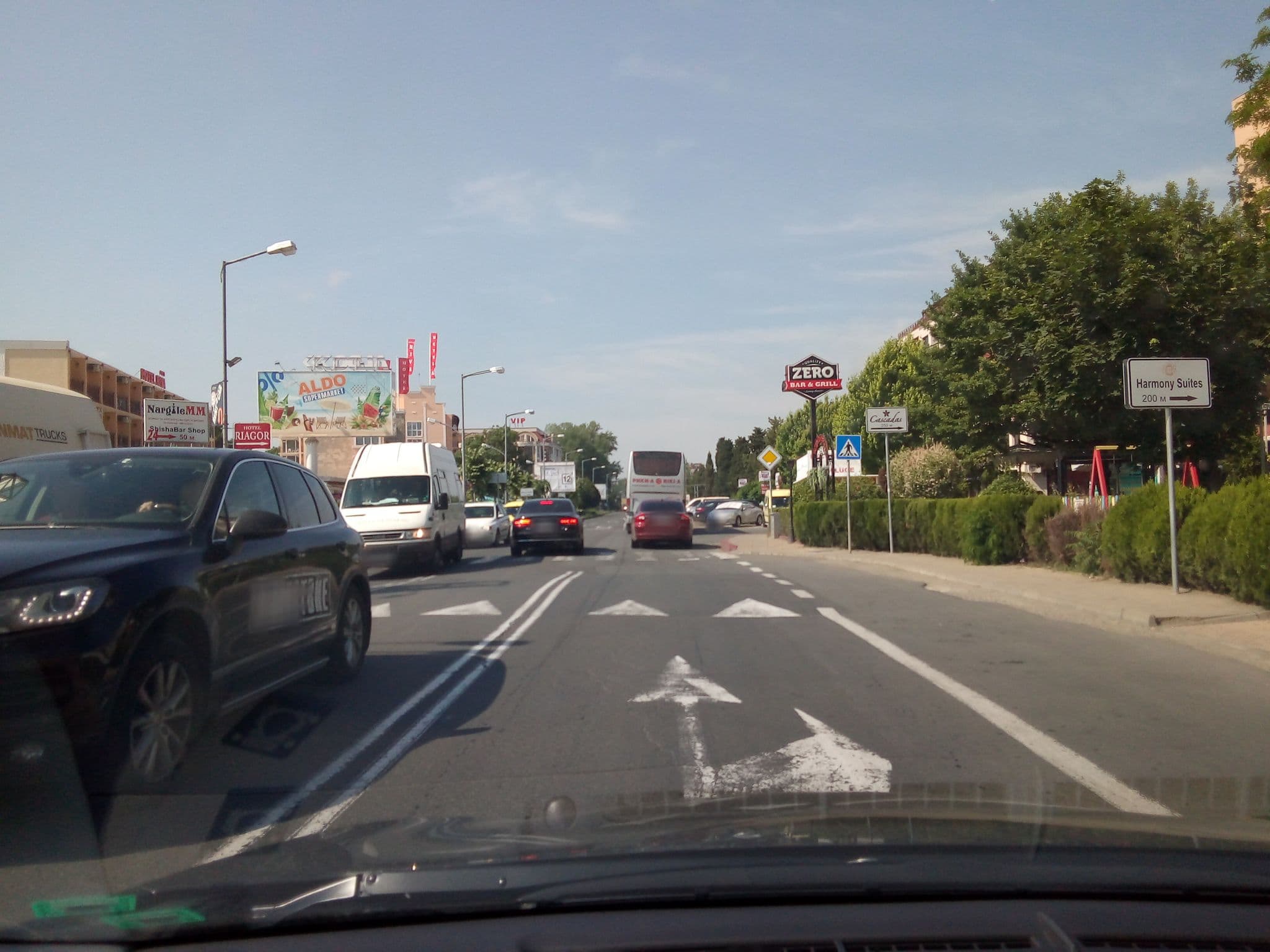 Street view near hotel tzvete, Sveti Vlas — © micmin1972 (CC BY-SA · Mapillary)