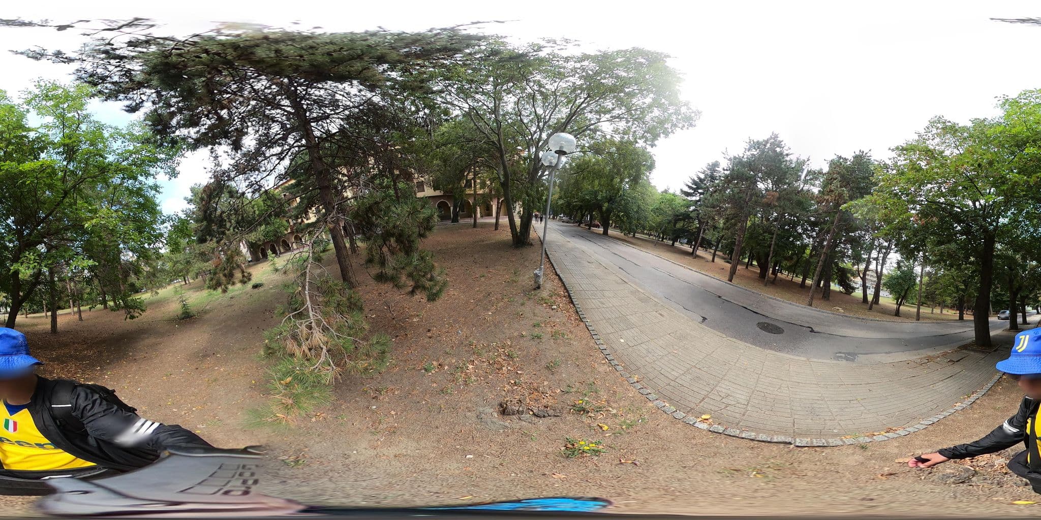 Street view near Estreya Residence ****, Zlatni Pyasatsi — © alexanderbtodorov (CC BY-SA · Mapillary)