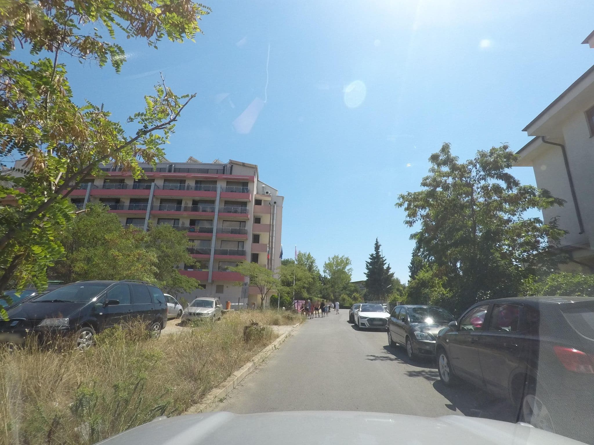 Street view near Chetau Del Mar, Sveti Vlas — © approksimator (CC BY-SA · Mapillary)