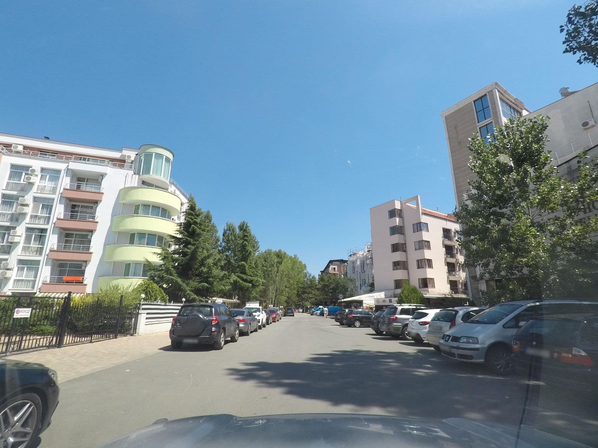 Street view near helvecija, Sveti Vlas — © approksimator (CC BY-SA · Mapillary)