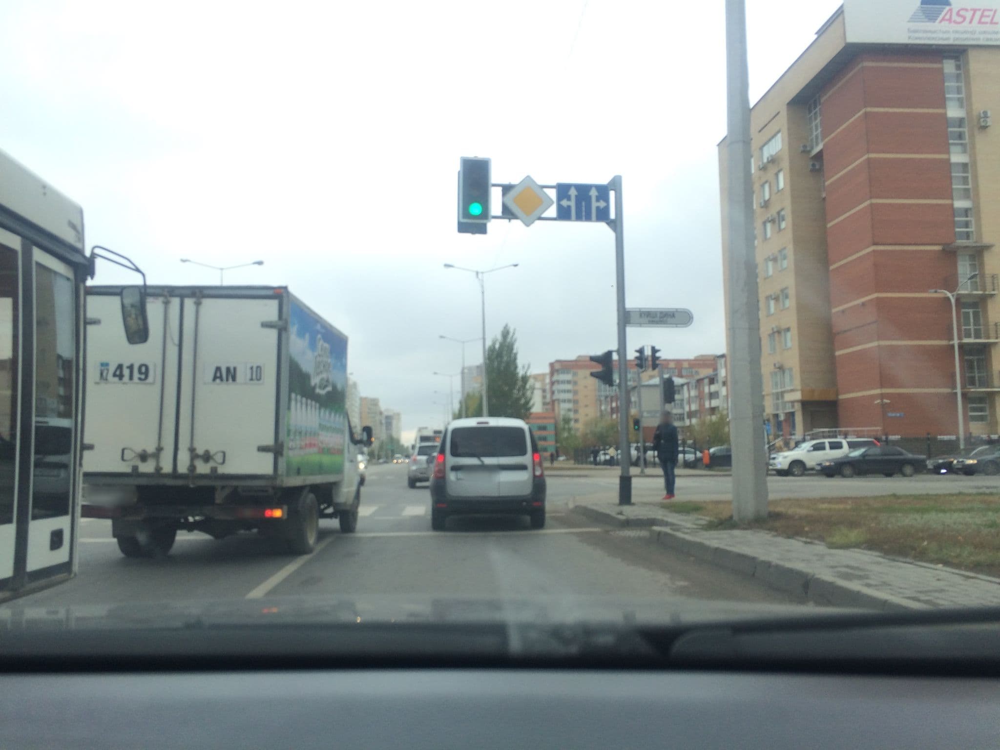 Street view near Торгай, Astana — © ernar (CC BY-SA · Mapillary)