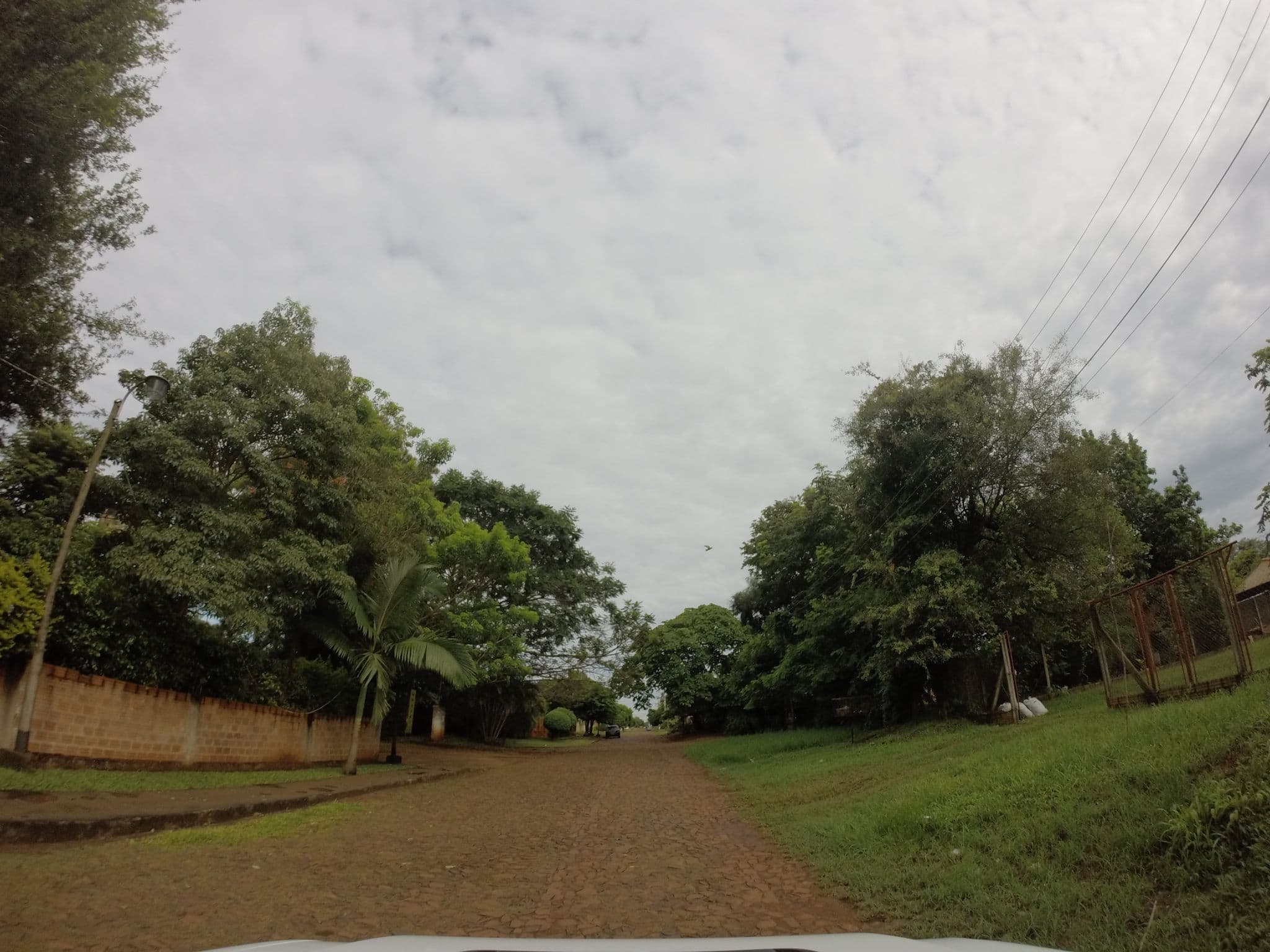 Street view near Hotel Lion Itaipu, Ciudad del Este — © adrianitaga28 (CC BY-SA · Mapillary)
