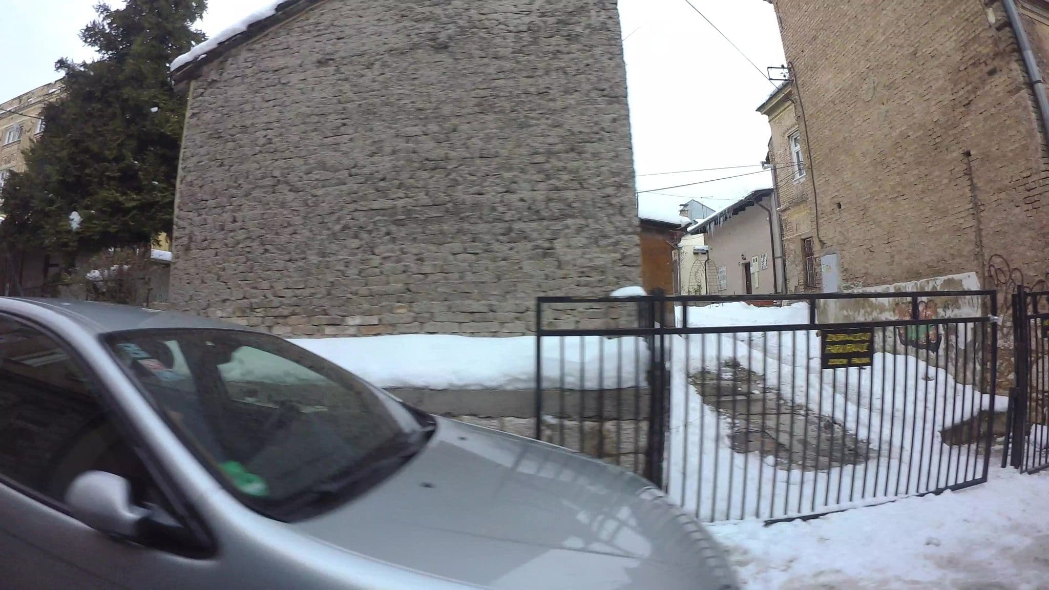 Street view near Hotellet Al Dino, Kobilja Glava — © kaartcam (CC BY-SA · Mapillary)