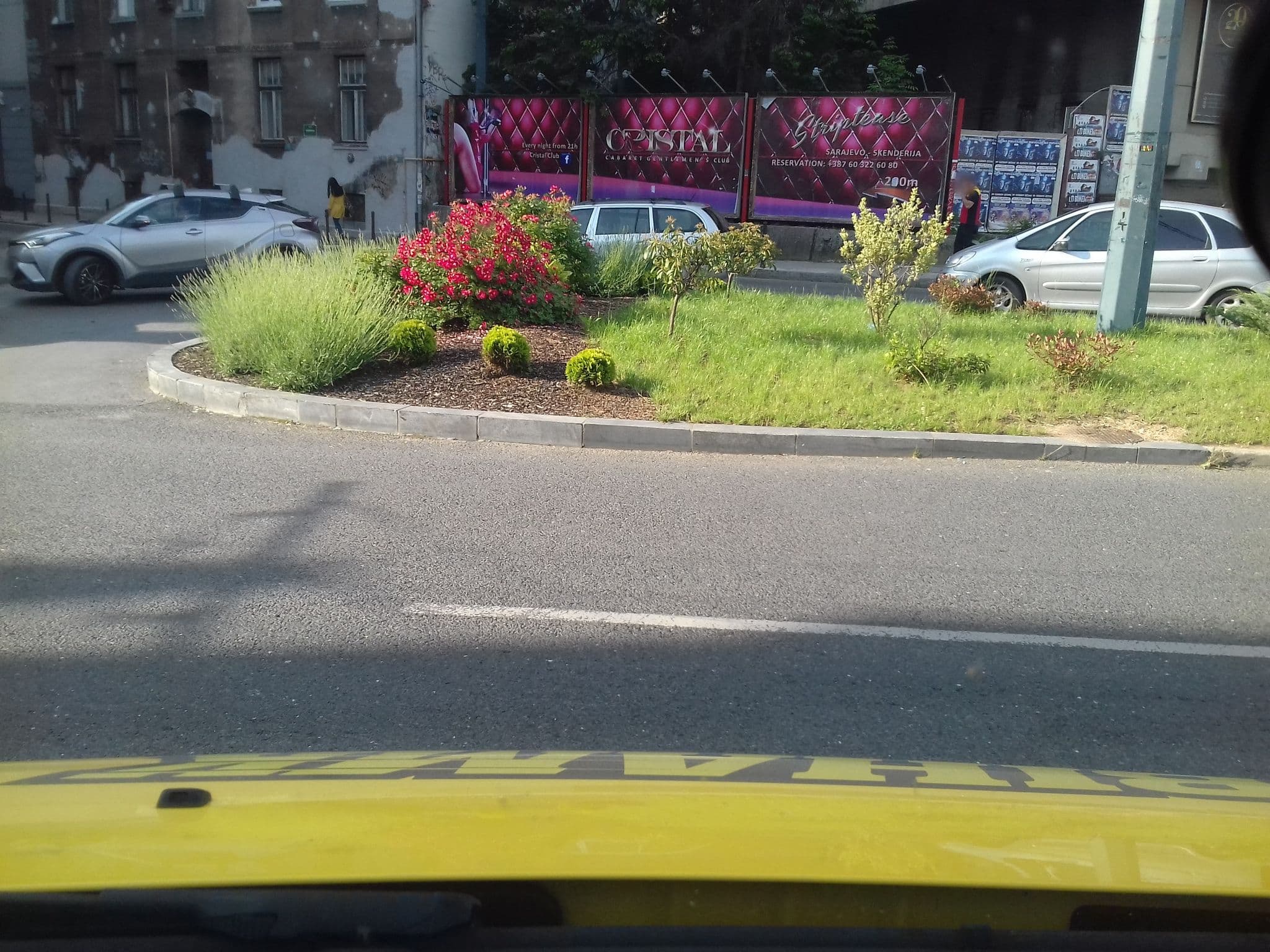 Street view near COURTYARD BY MARRIOTT, Kobilja Glava — © mcbih1 (CC BY-SA · Mapillary)