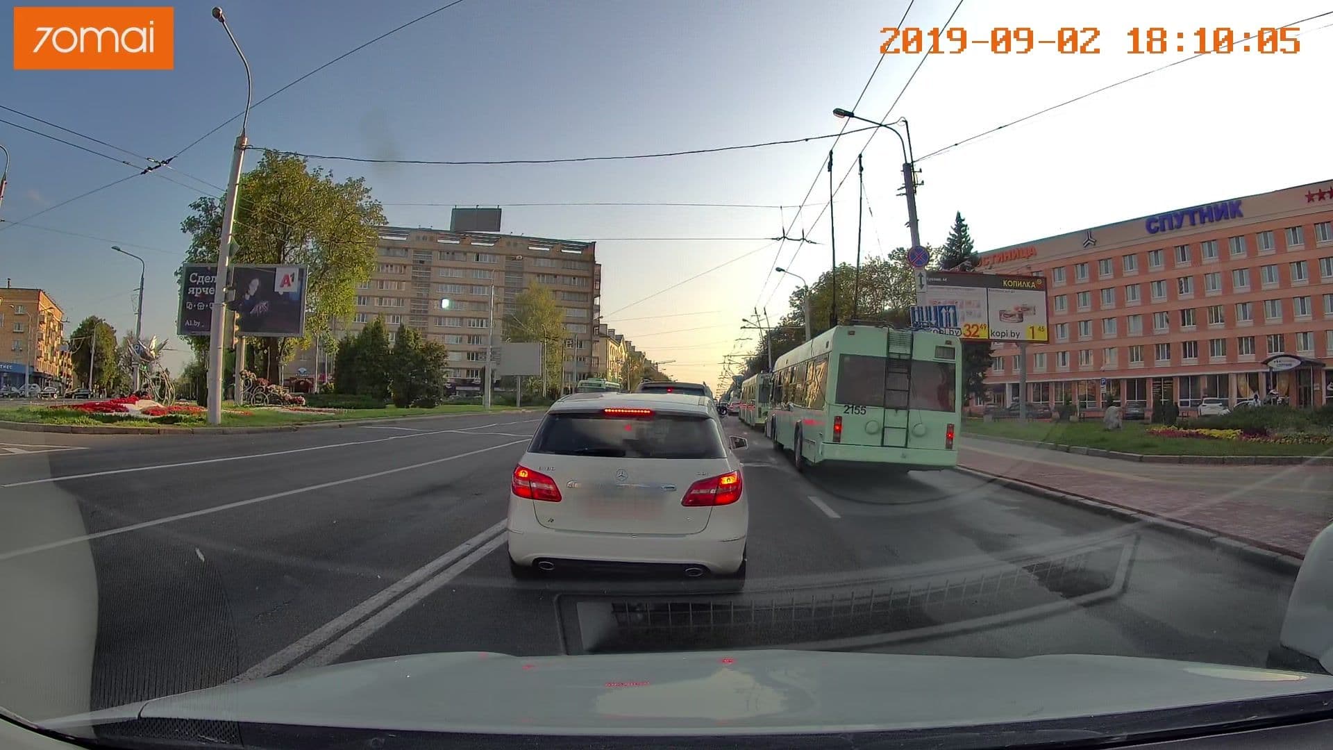Street view near Спутник, Minsk — © fatty_by (CC BY-SA · Mapillary)