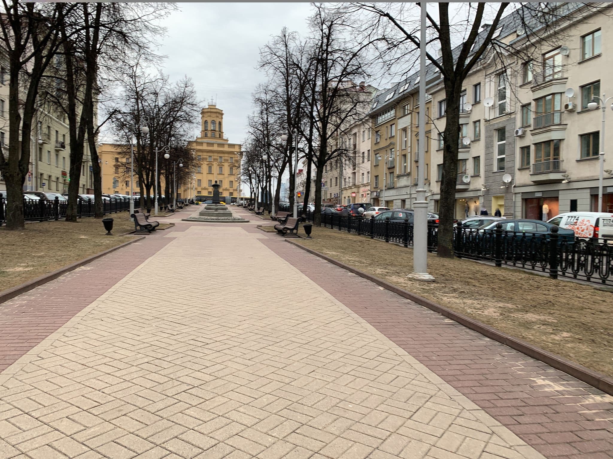 Street view near Belrent Apartments, Minsk — © egorka (CC BY-SA · Mapillary)