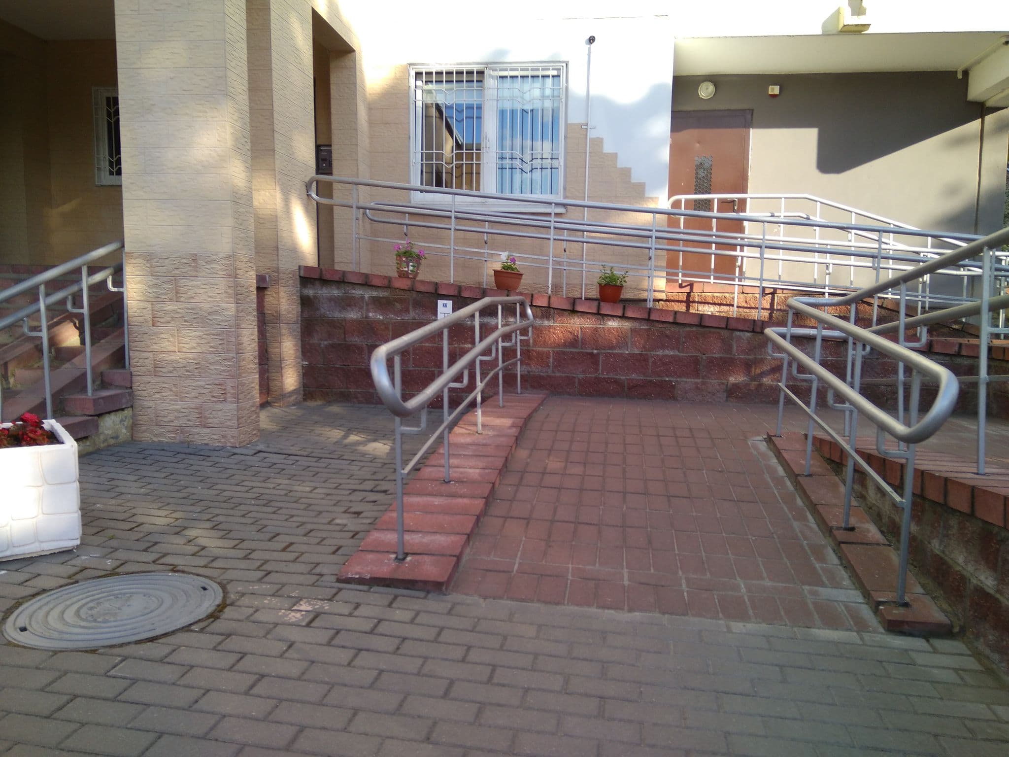 Street view near У фонтана, Minsk — © legenda (CC BY-SA · Mapillary)