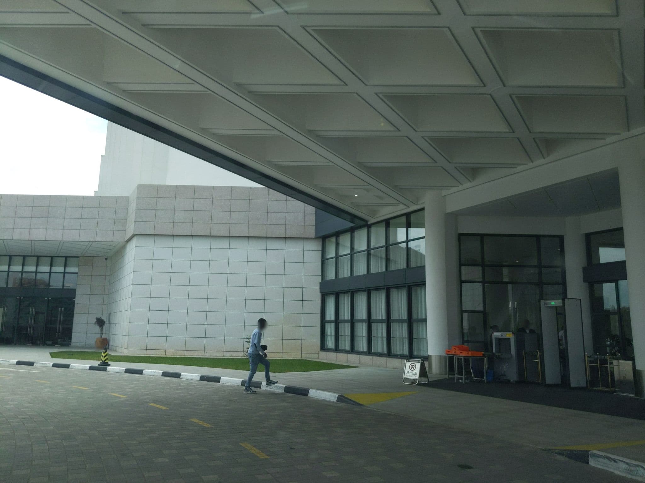 Street view near Ethiopian Skylight Hotel, Addis Ababa — © addismap_alex (CC BY-SA · Mapillary)