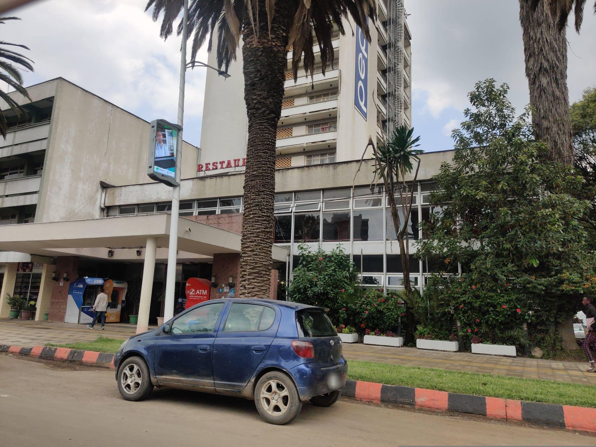 Street view near Wab Shebelle, Addis Ababa — © suraaddismap (CC BY-SA · Mapillary)