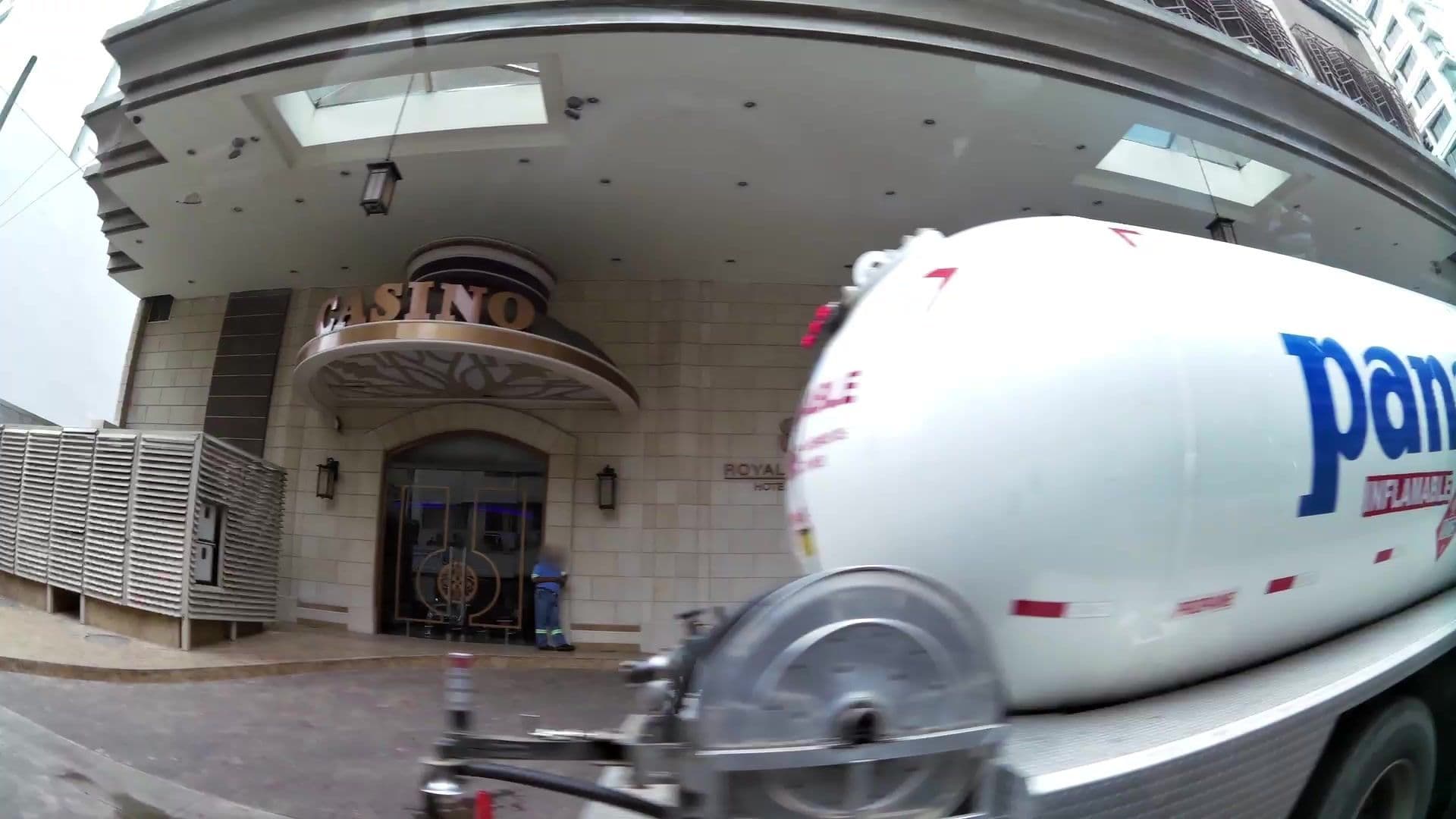 Street view near Hotel Royal Sonesta, Panama City — © kaartcam (CC BY-SA · Mapillary)