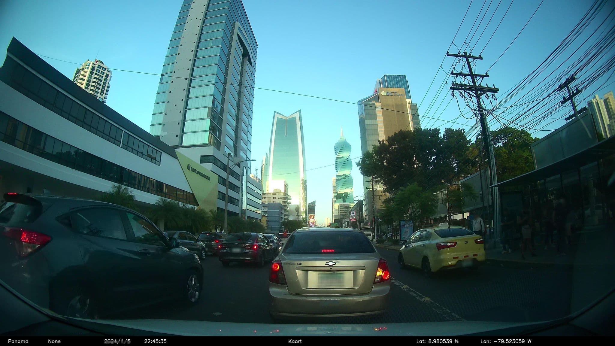 Street view near Hoteles ciudad de Panama, Panama City — © kaart_2 (CC BY-SA · Mapillary)