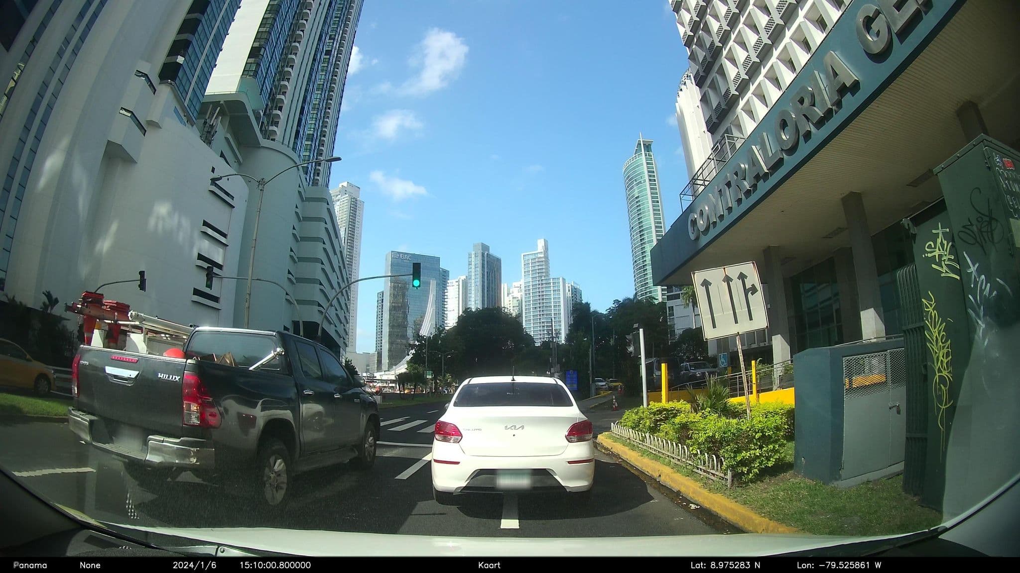 Street view near Intercontinental Miramar Suite 1511, Panama City — © kaart_2 (CC BY-SA · Mapillary)