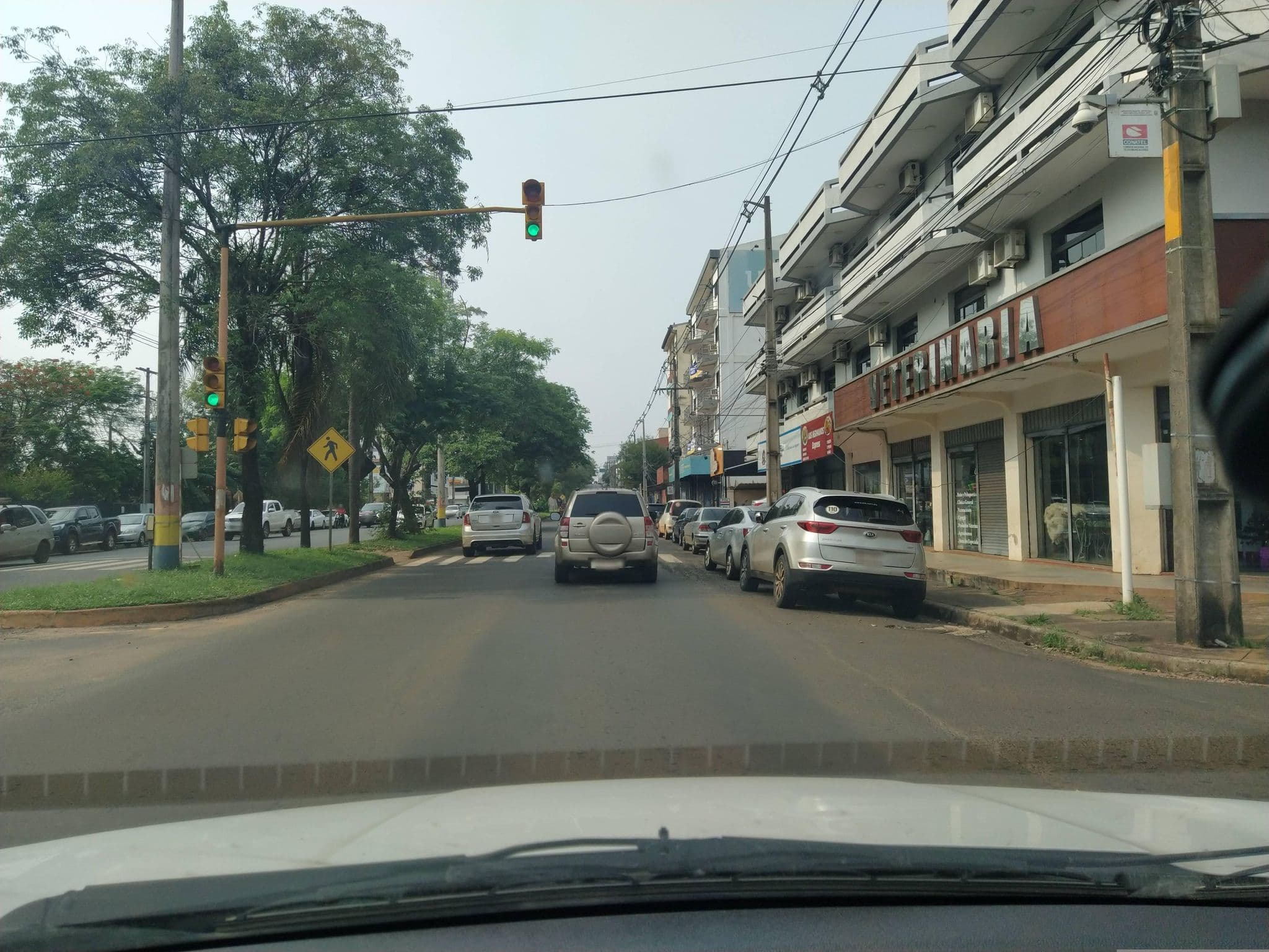 Street view near Elena Apart Hotel, Encarnación — © jjorrge (CC BY-SA · Mapillary)