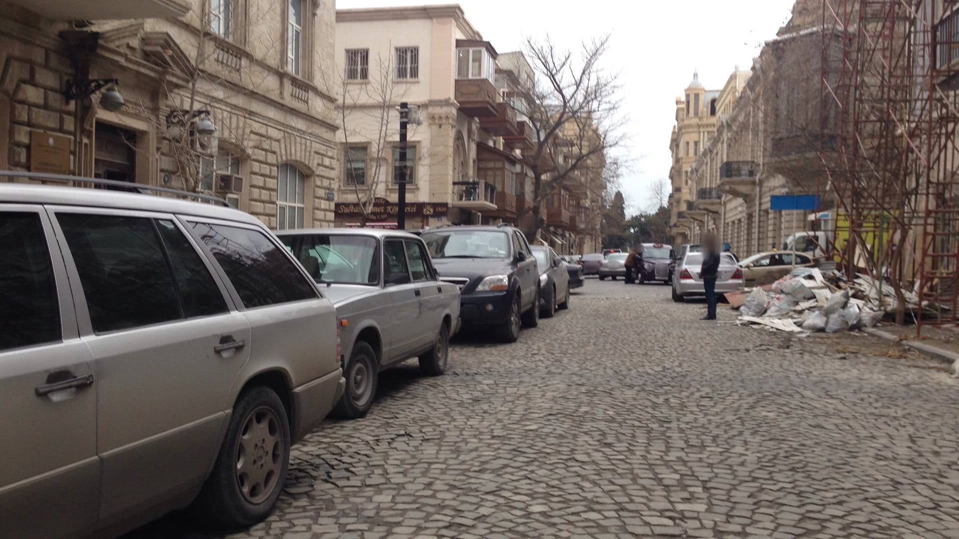 Street view near Red Lion Hotel, Badamdar — © geomapper69 (CC BY-SA · Mapillary)