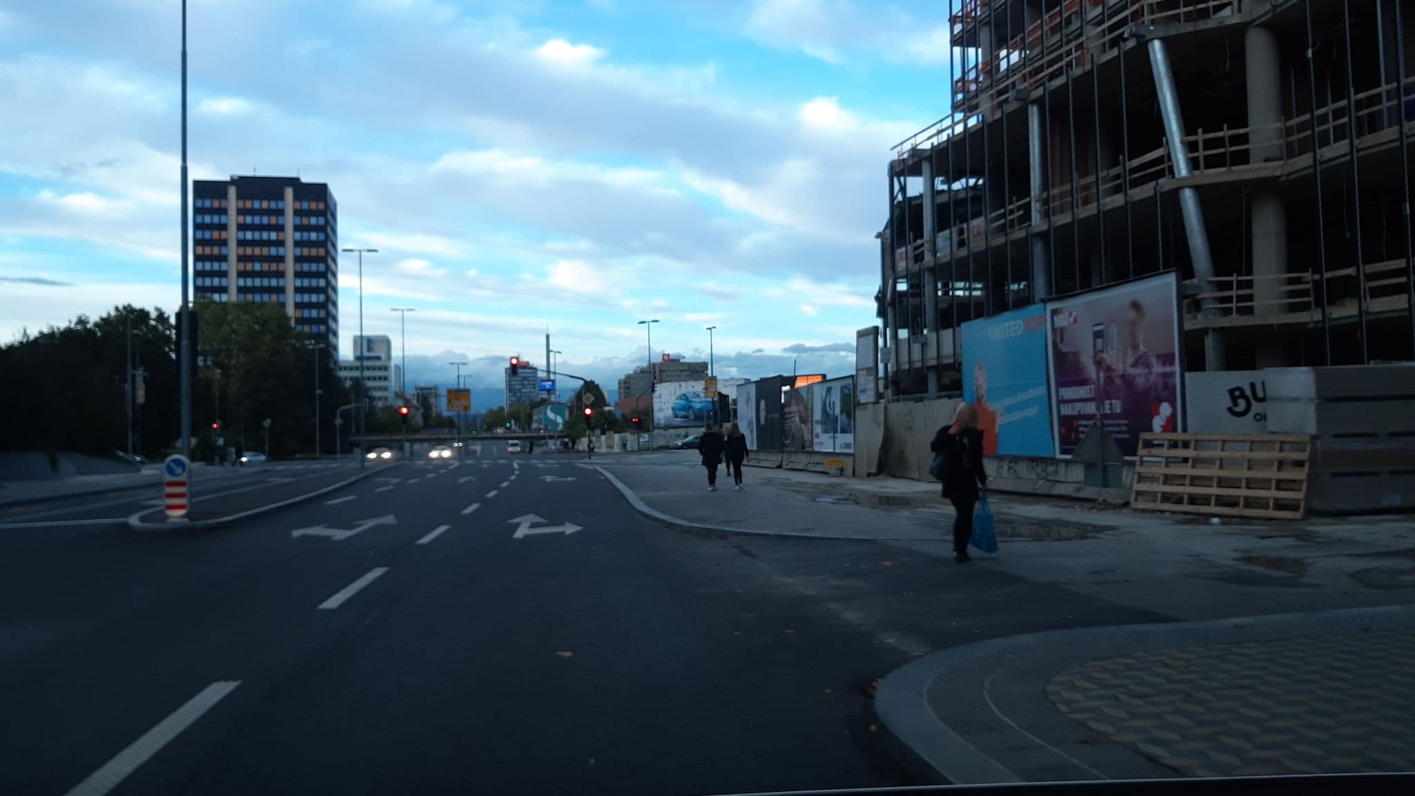 Street view near Tivoli Boutique Inn, Ljubljana — © veverica (CC BY-SA · Mapillary)