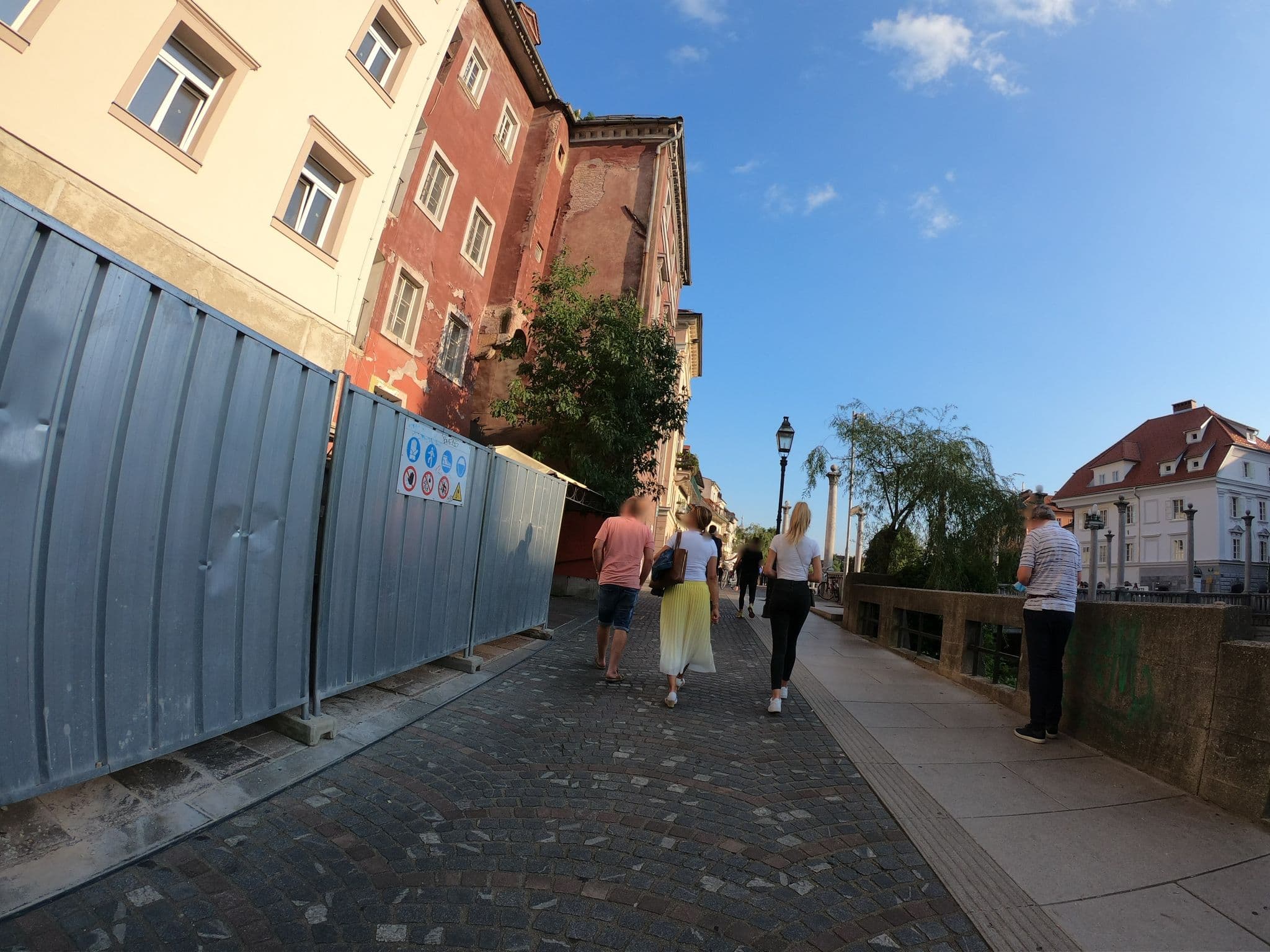 Street view near The Hotel Ljubljana, Ljubljana — © richlv (CC BY-SA · Mapillary)