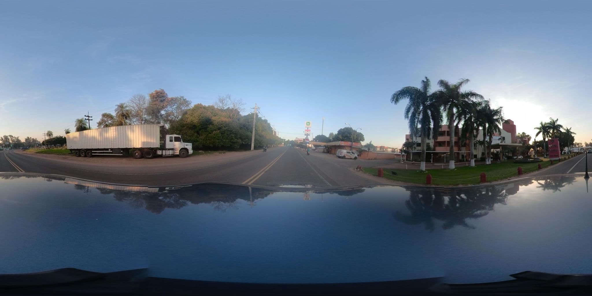Street view near Villarrica Palace, Villarrica — © juliaoporto (CC BY-SA · Mapillary)