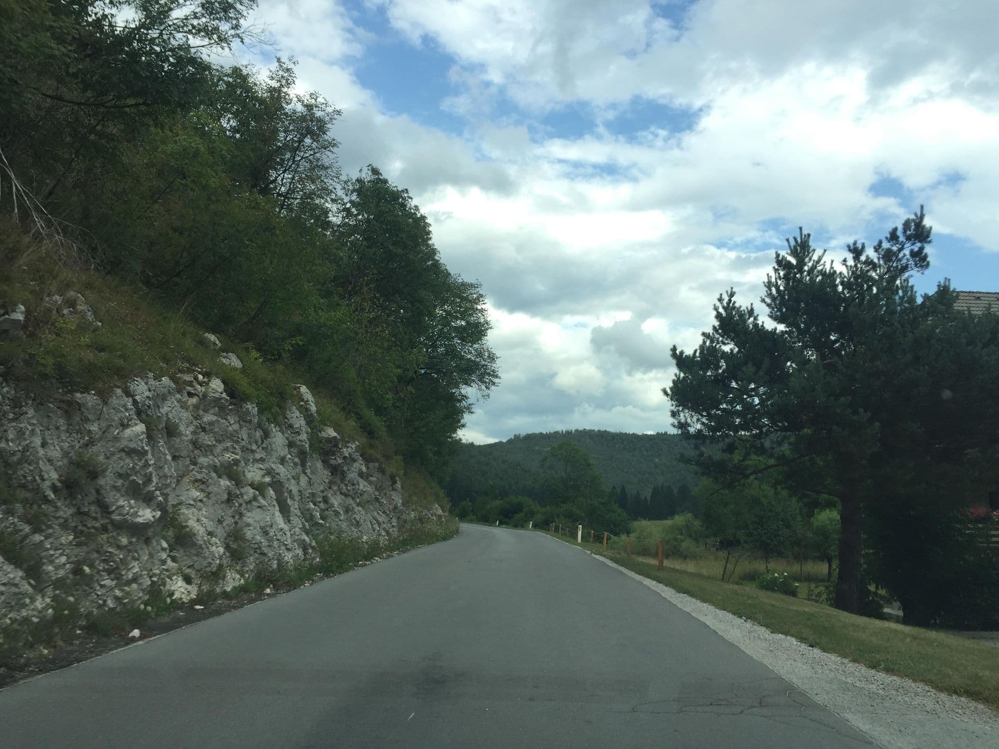 Street view near Penzion In Gostilna Resje, Bohinjska Bistrica — © igorzo (CC BY-SA · Mapillary)