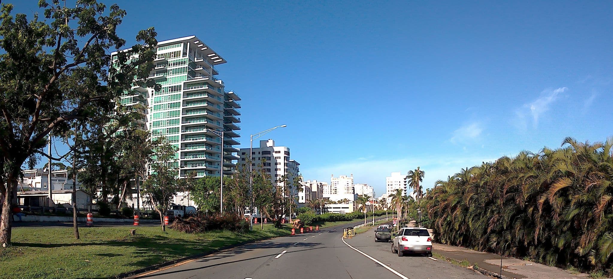 Street view near Hotel Shuttle - San Juan, San Juan — © jmoliver (CC BY-SA · Mapillary)