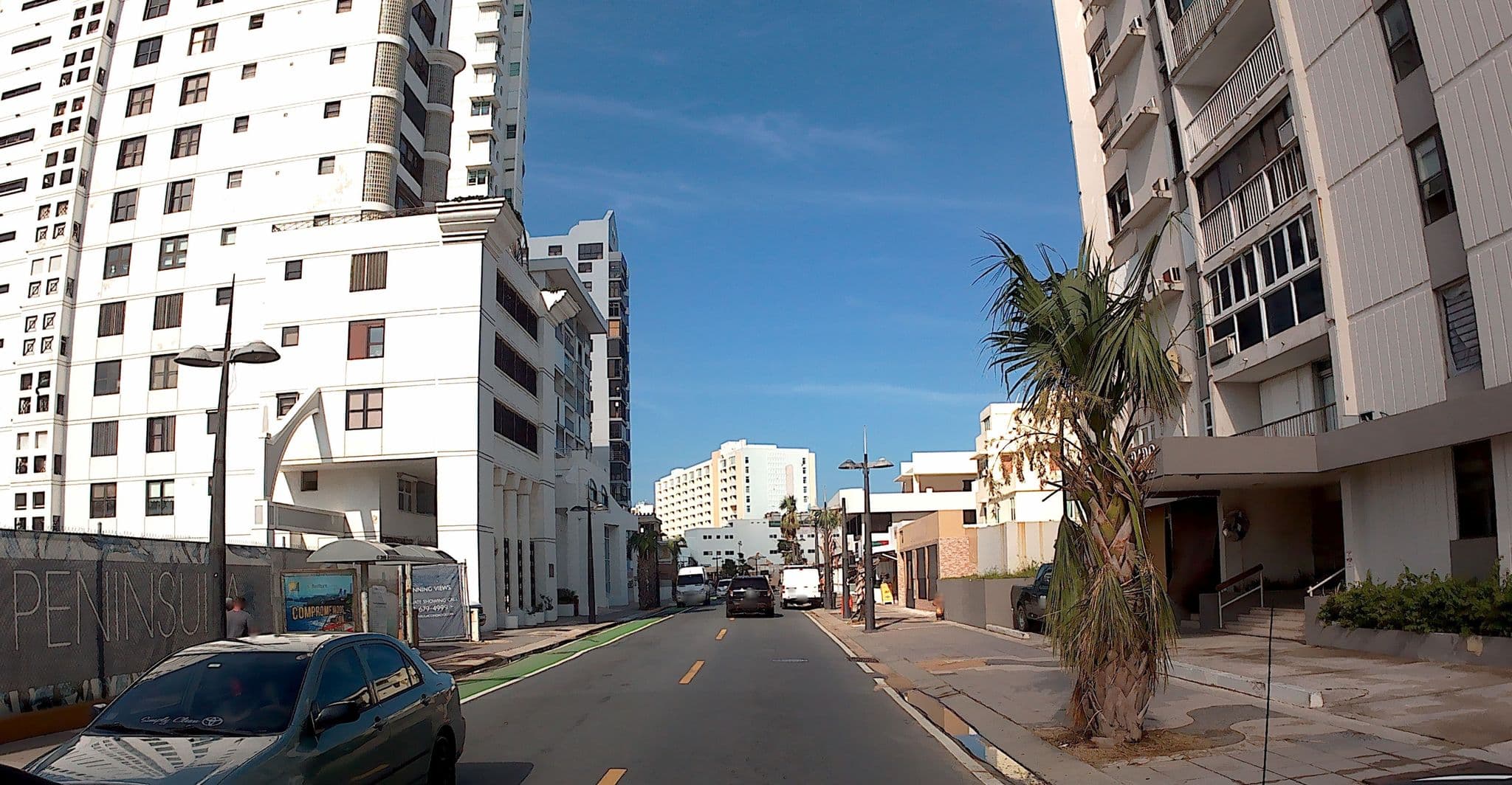 Street view near jacuzzi at condado hiton, San Juan — © jmoliver (CC BY-SA · Mapillary)