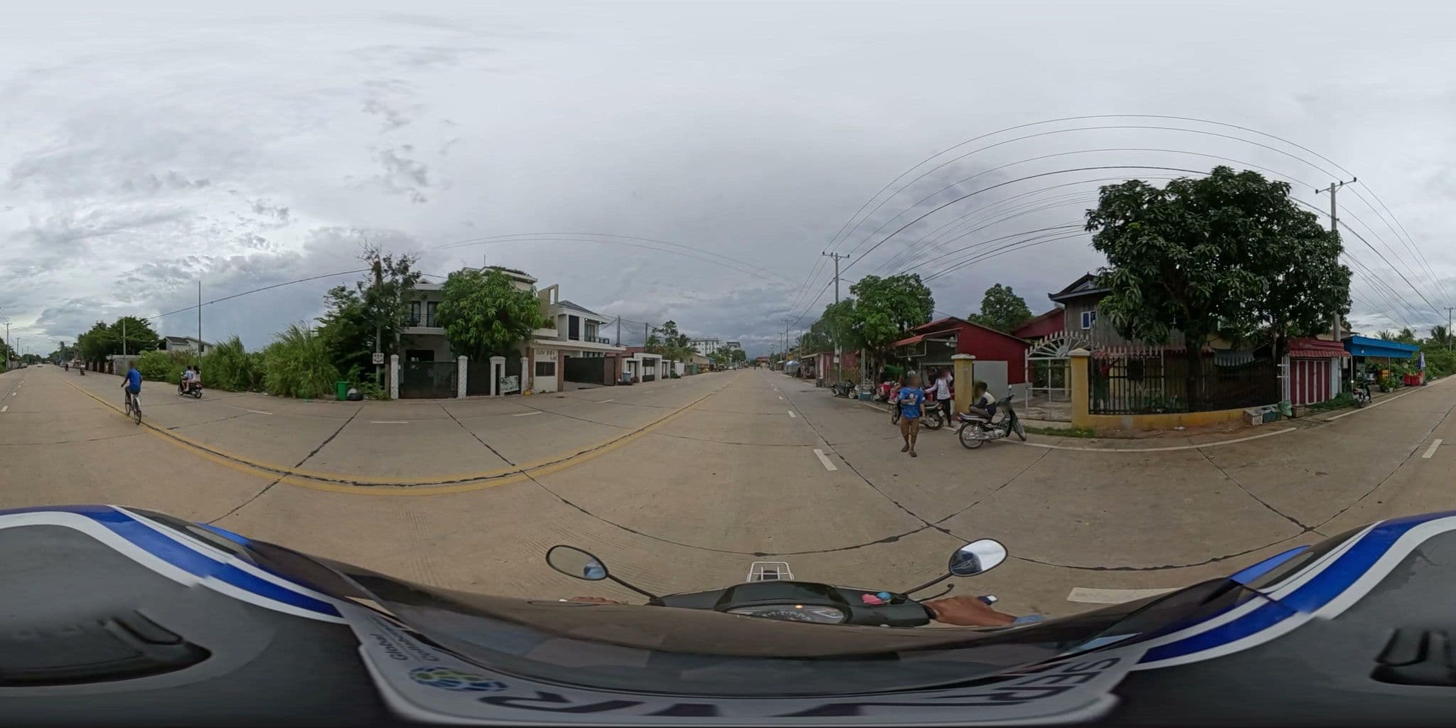 Street view near Bay Inn, Kampot — © vteck (CC BY-SA · Mapillary)