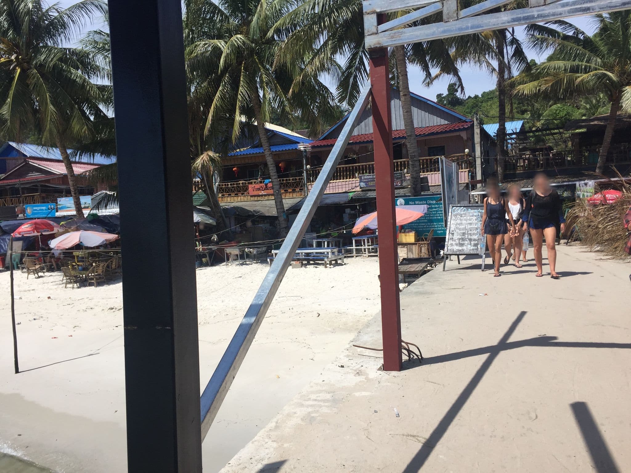 Street view near AKA's Guesthouse, Sihanoukville — © shrutim (CC BY-SA · Mapillary)