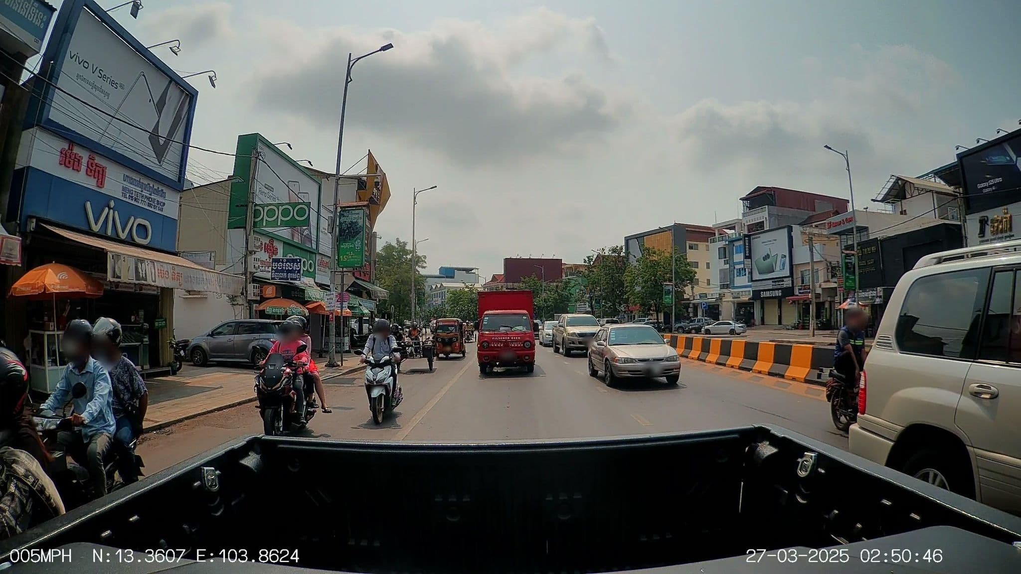 Street view near Wooden Angkor Hotel, Siem Reap — © ThailandCambodia (CC BY-SA · Mapillary)