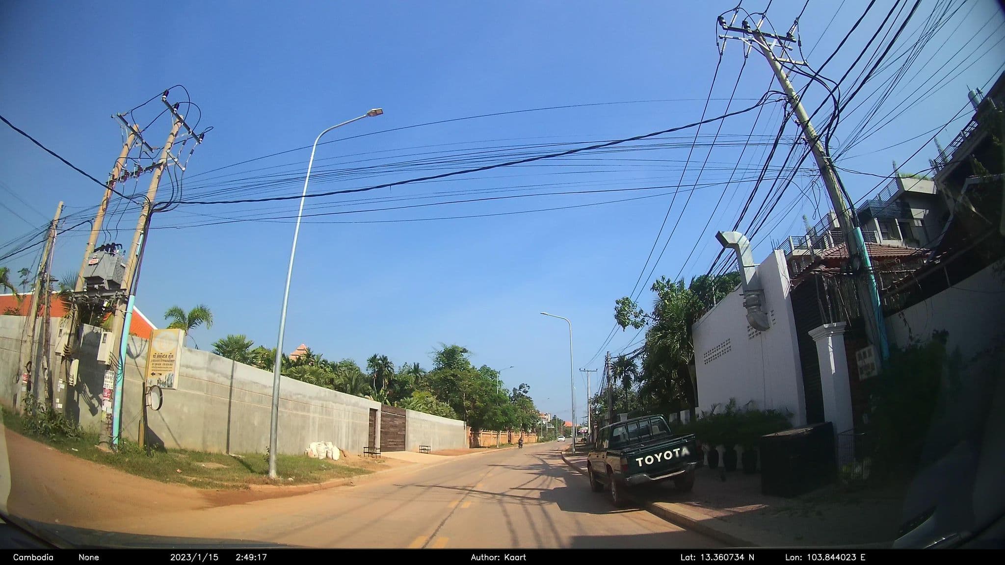 Street view near Le Chanthou Boutique, Siem Reap — © kaart_2 (CC BY-SA · Mapillary)