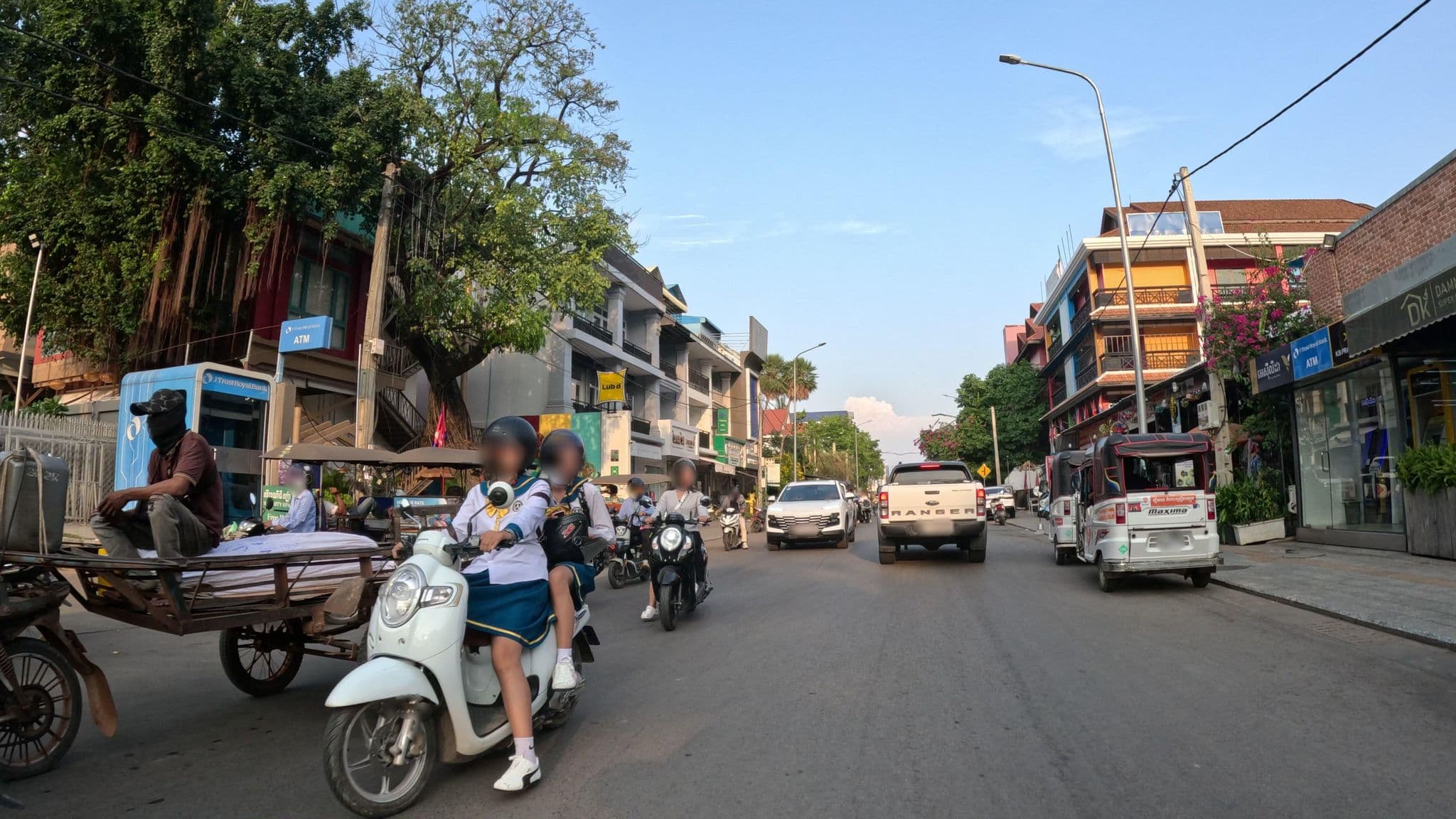 Street view near Siem Reap Hostel, Siem Reap — © ThailandCambodia (CC BY-SA · Mapillary)